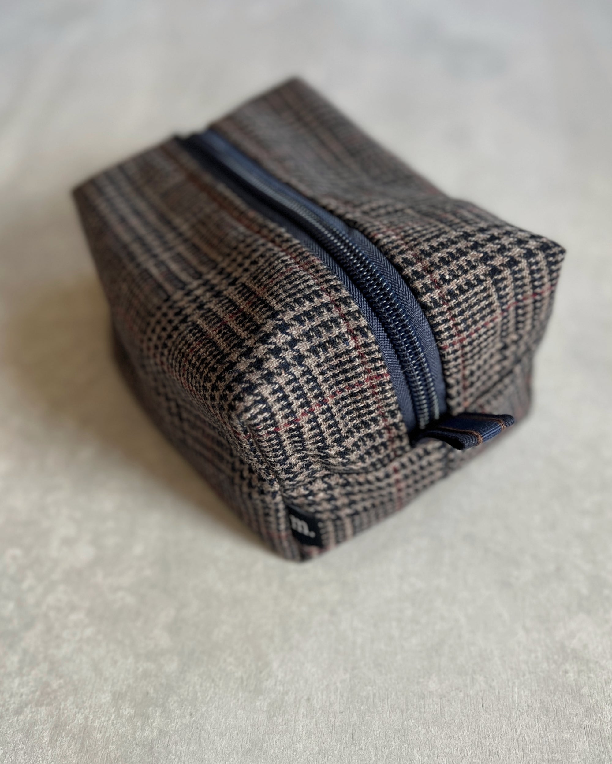 'm' for the maker : porter bag