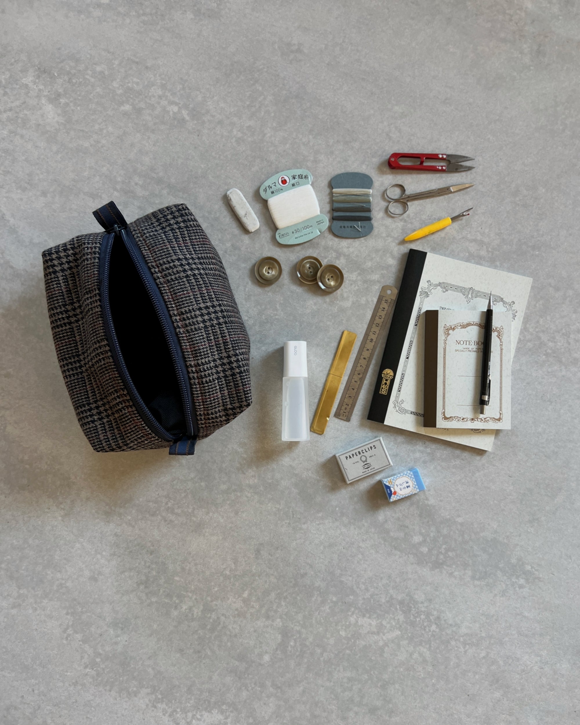 'm' for the maker : porter bag