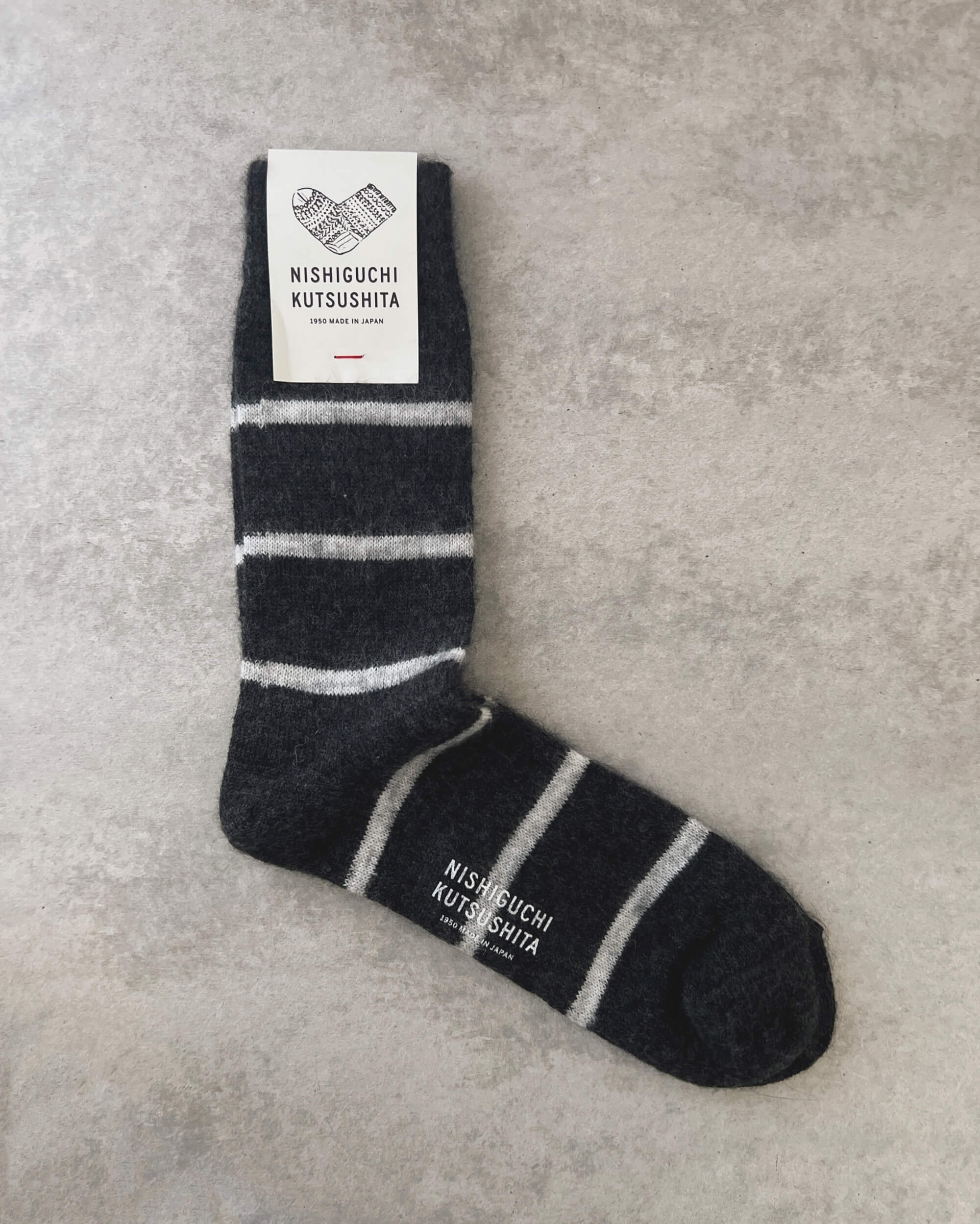 nishiguchi kutsushita : oslo mohair wool border socks