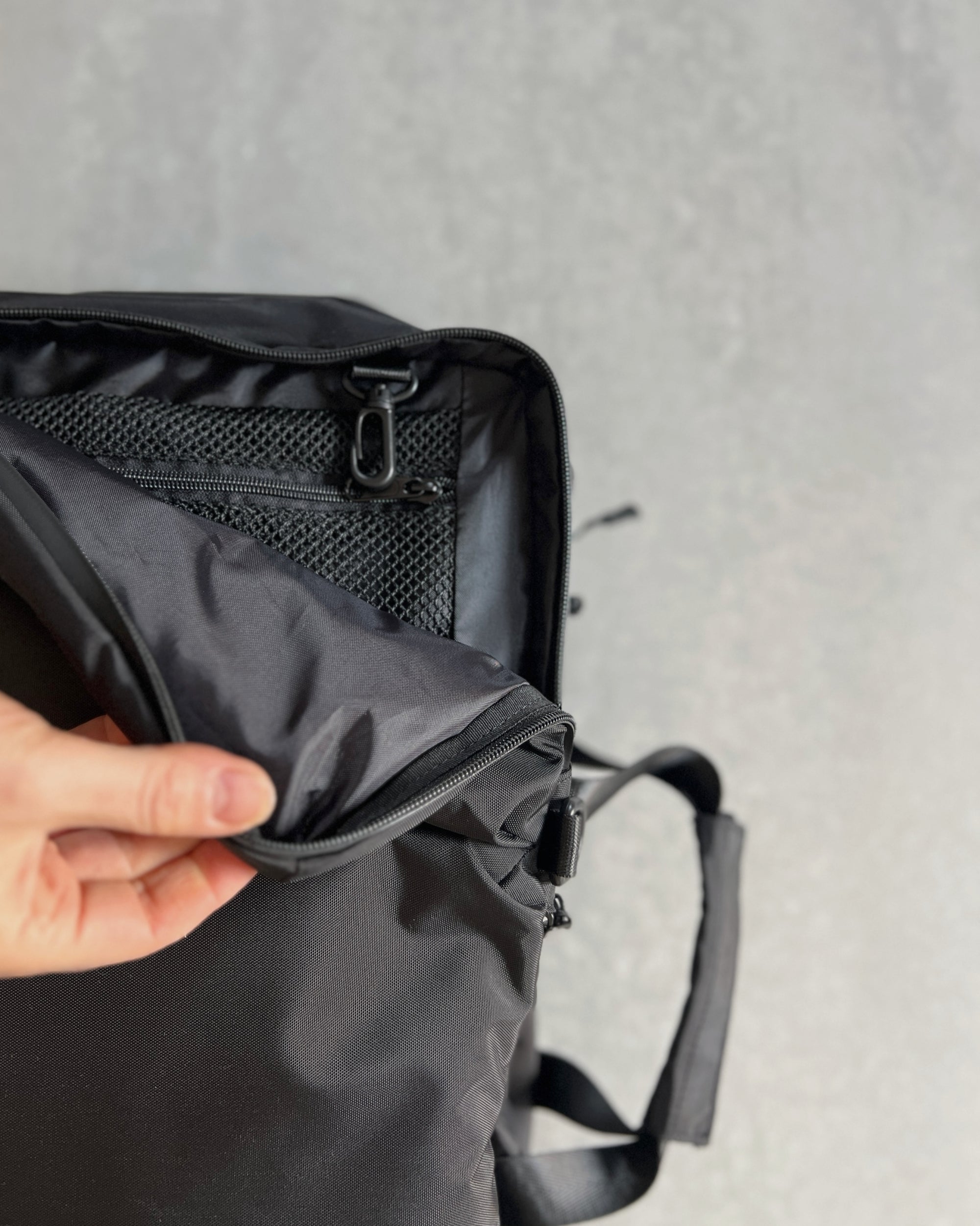 NoiR : metro bag