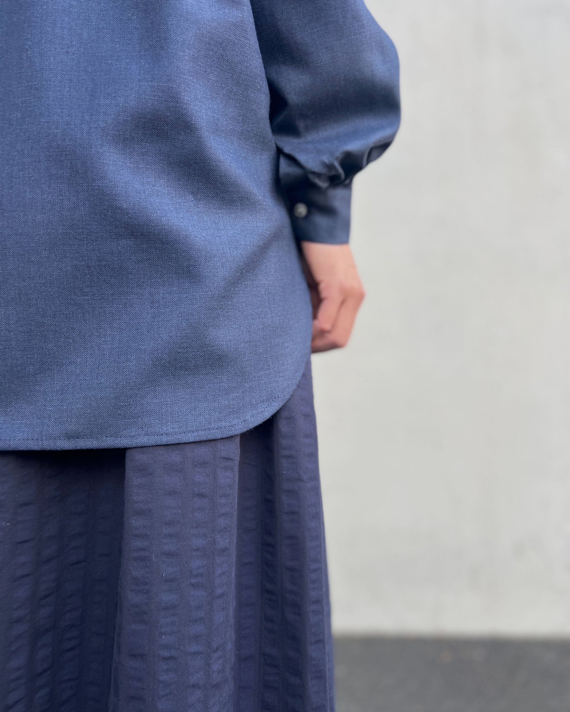 LJ struthers : medium weight wool shirt