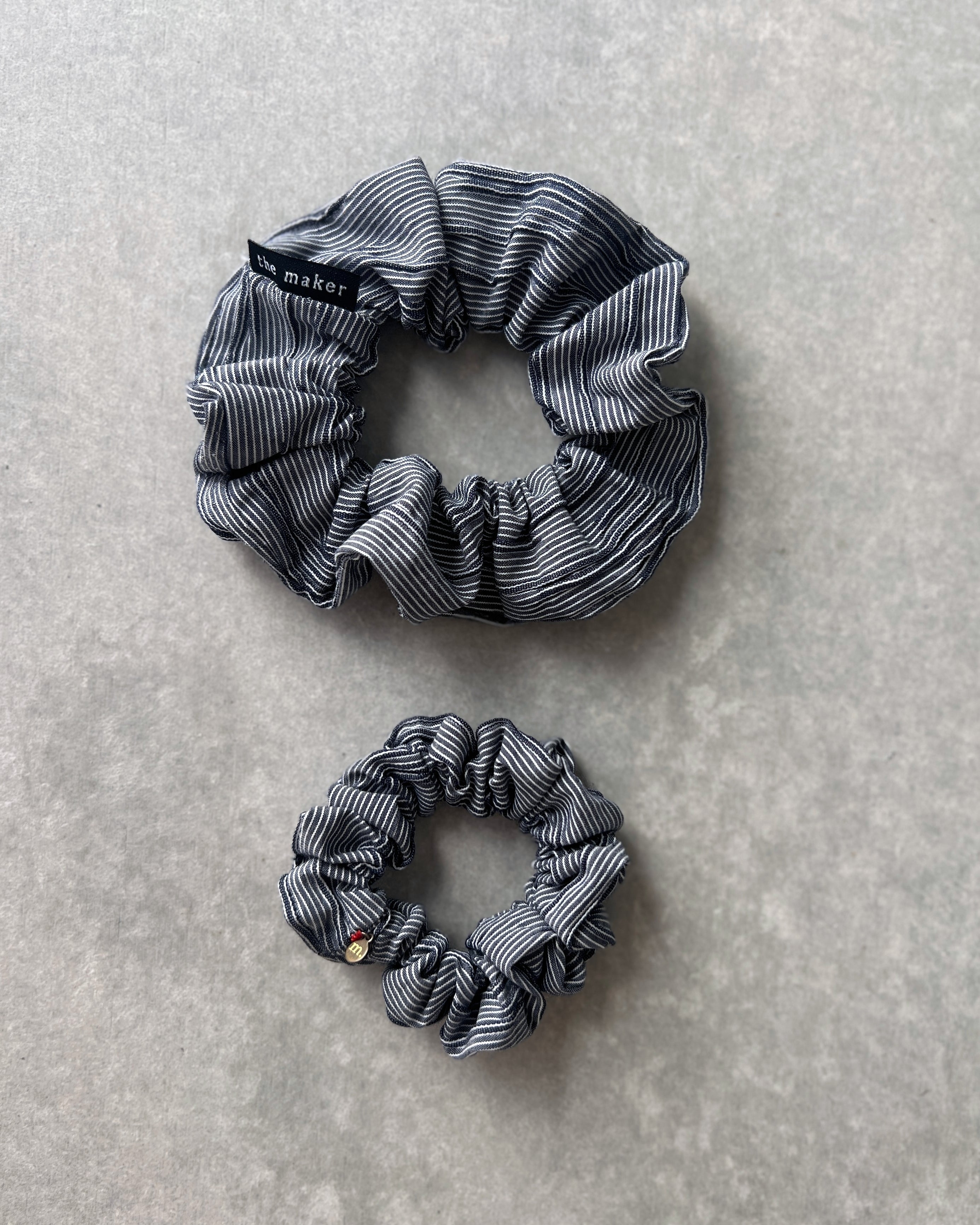 'm' for the maker : scrunchie