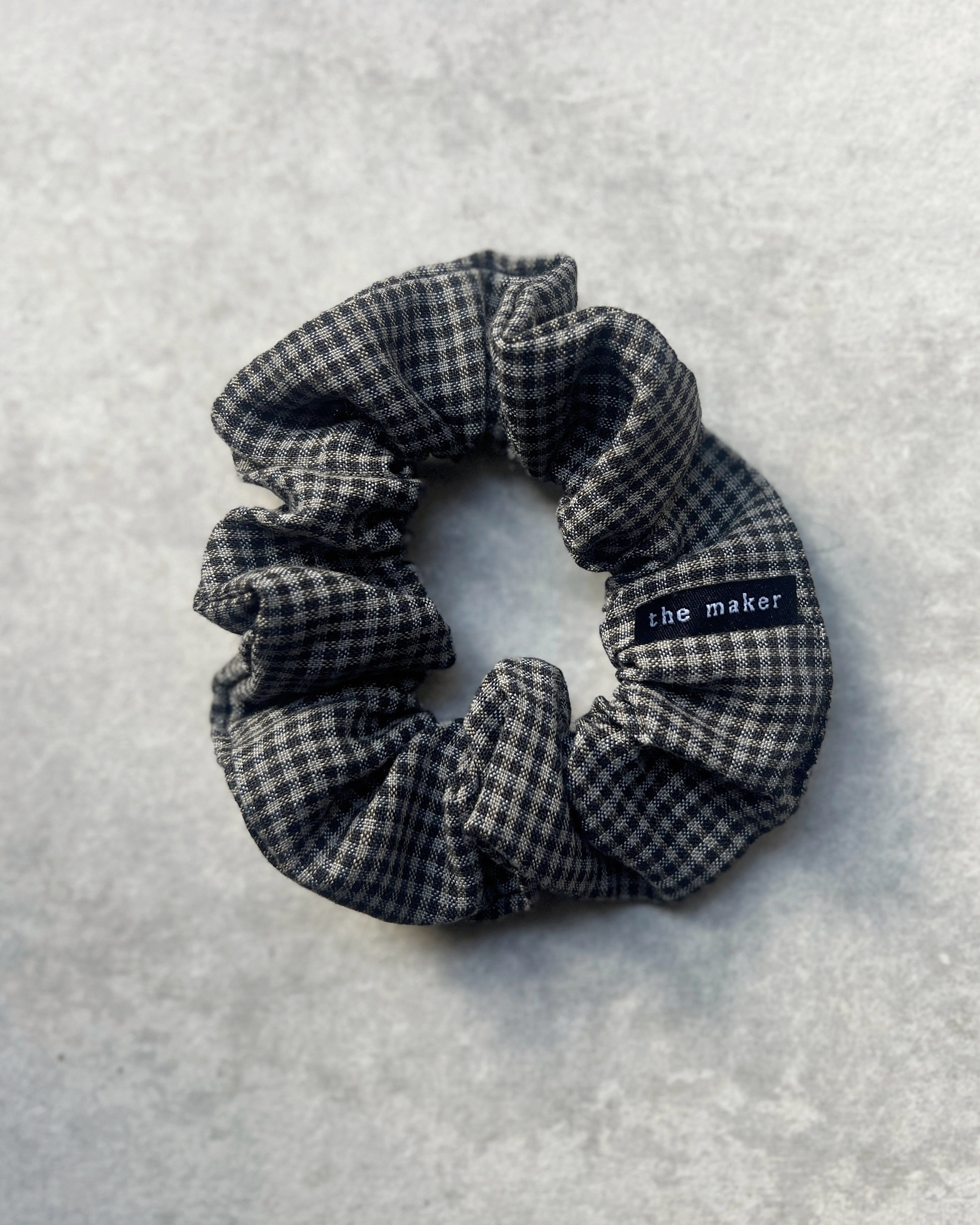 'm' for the maker : scrunchie