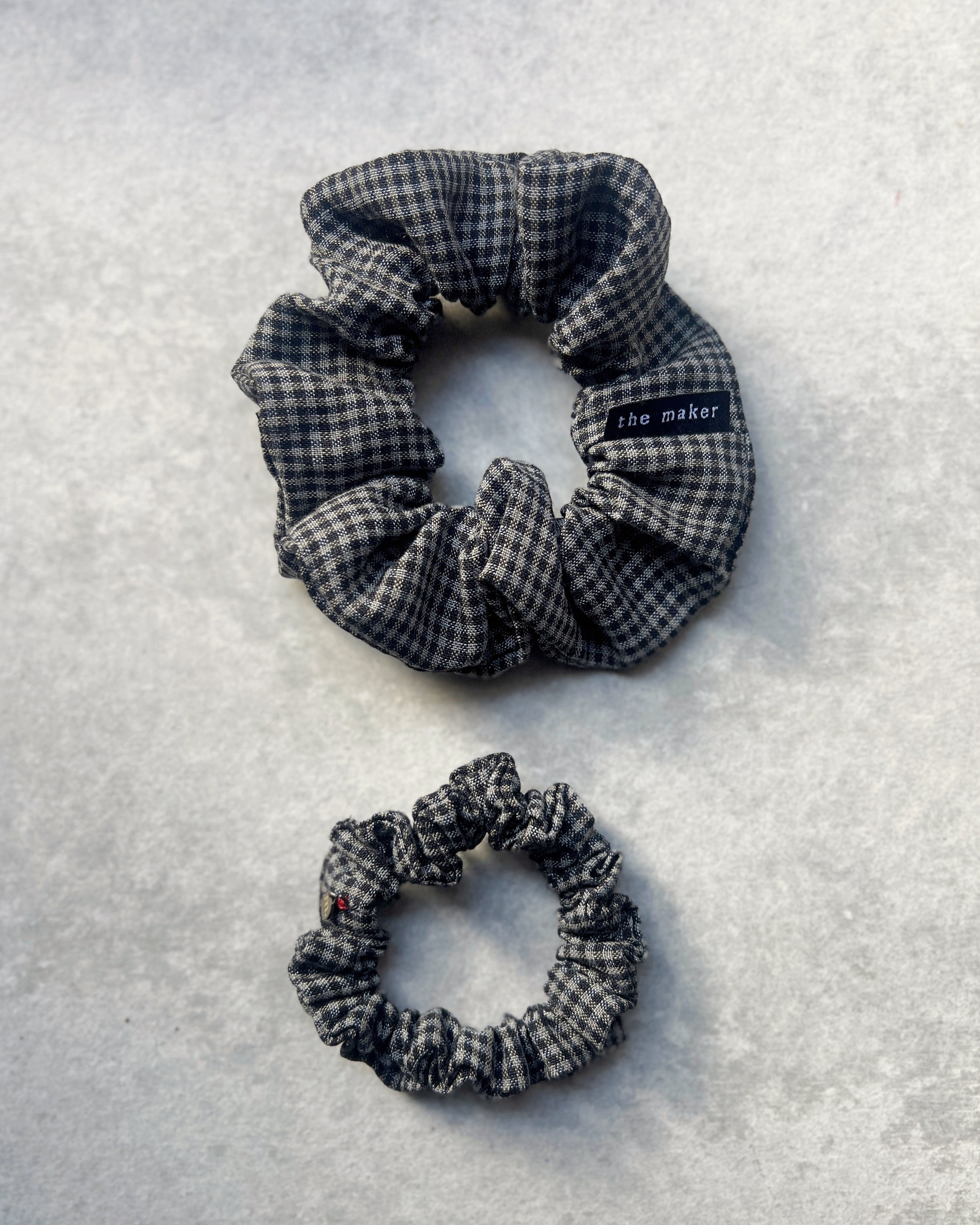 'm' for the maker : scrunchie
