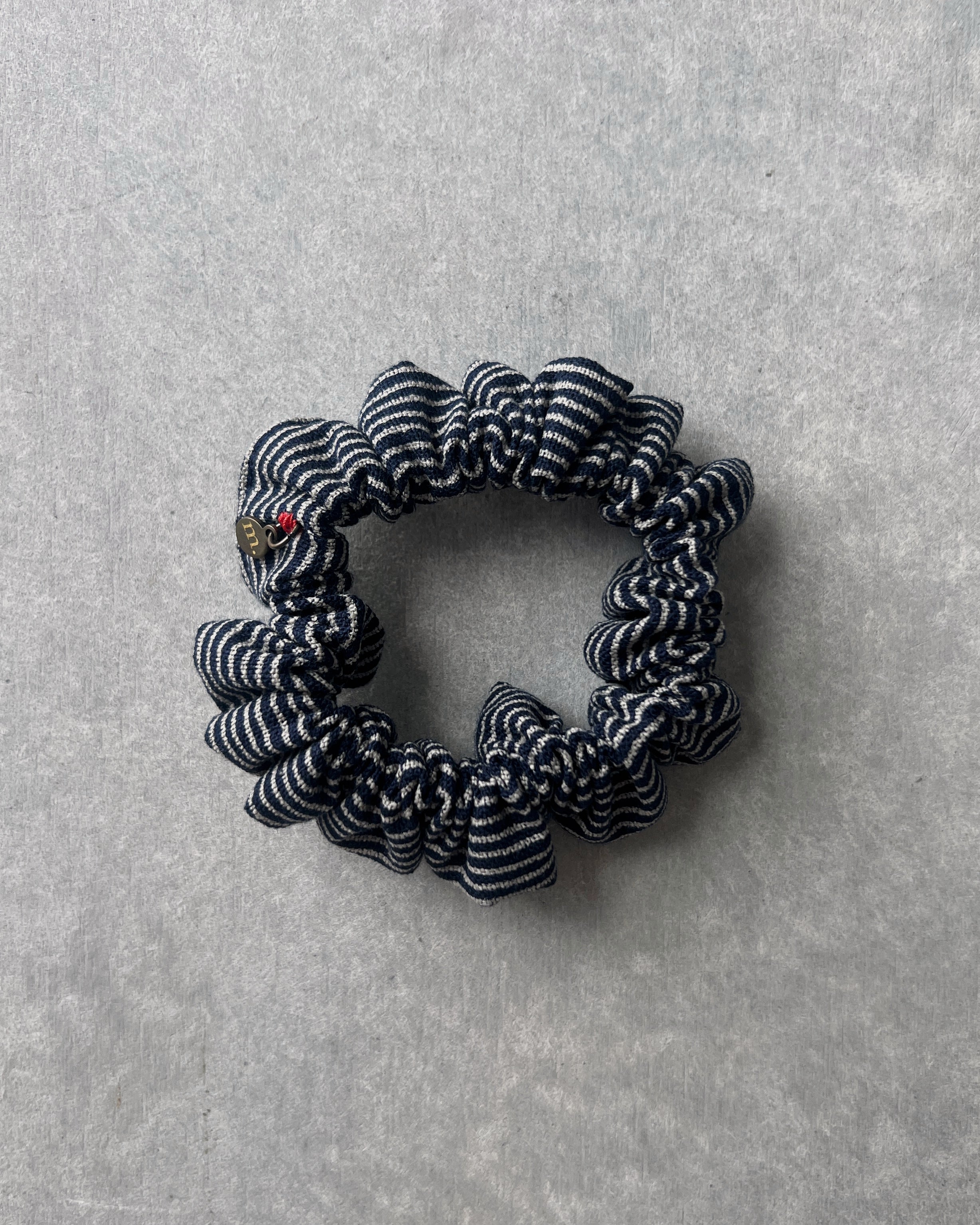 'm' for the maker : scrunchie
