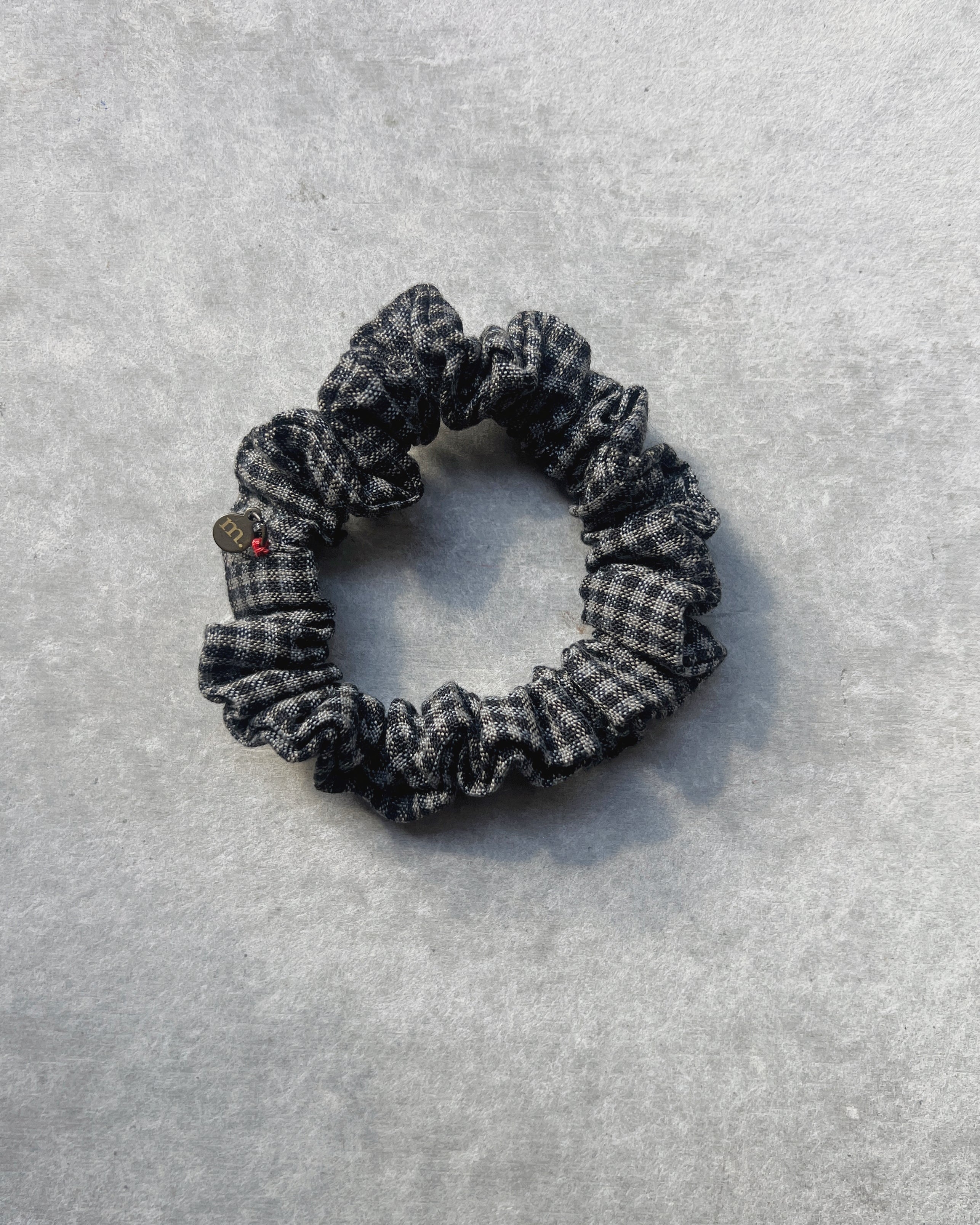 'm' for the maker : scrunchie