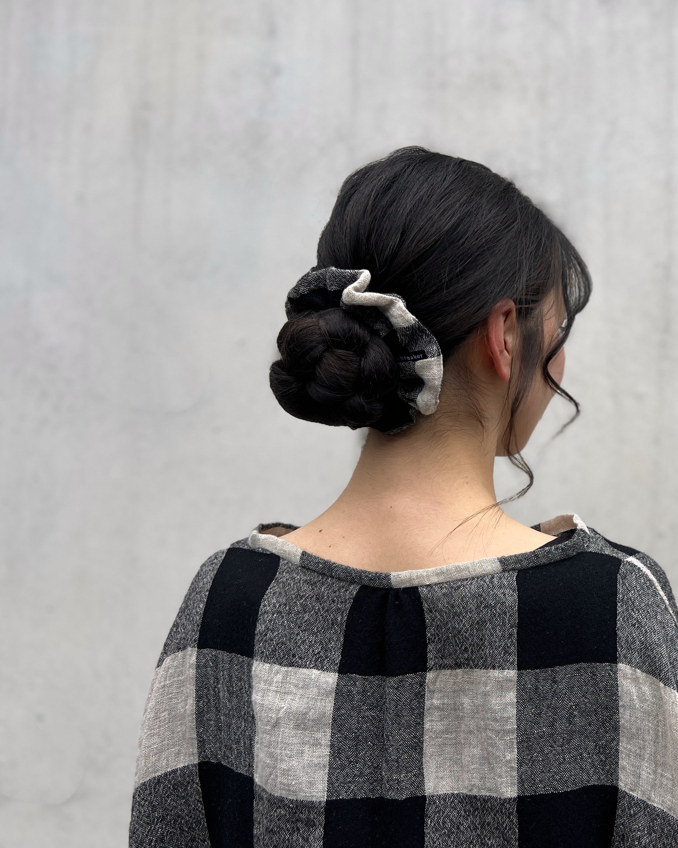 'm' for the maker : scrunchie