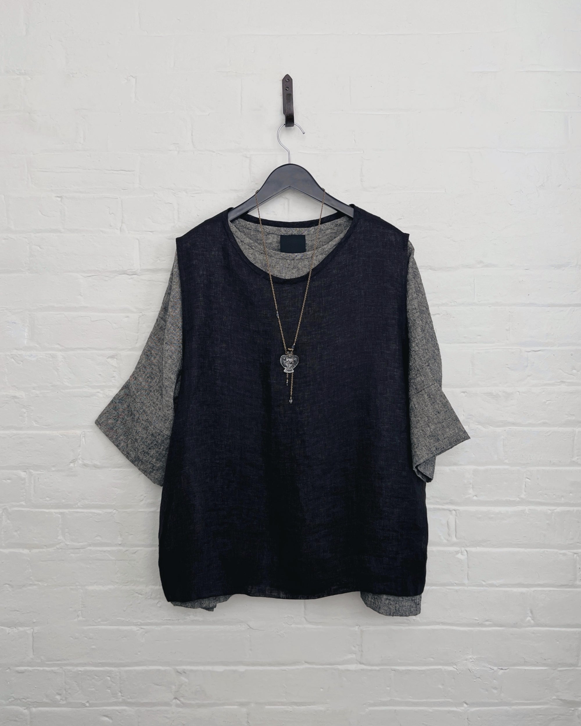 LJ struthers : linen wool lunar smock