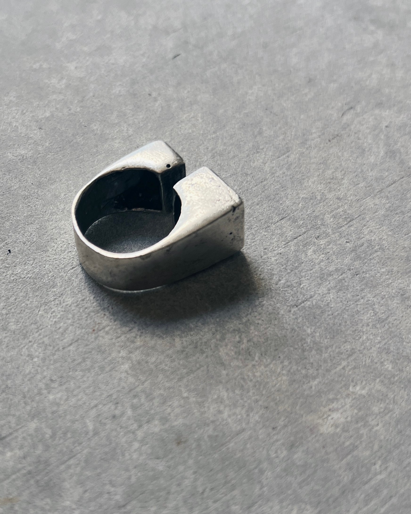 Gülşah Özçelik : silver step ring