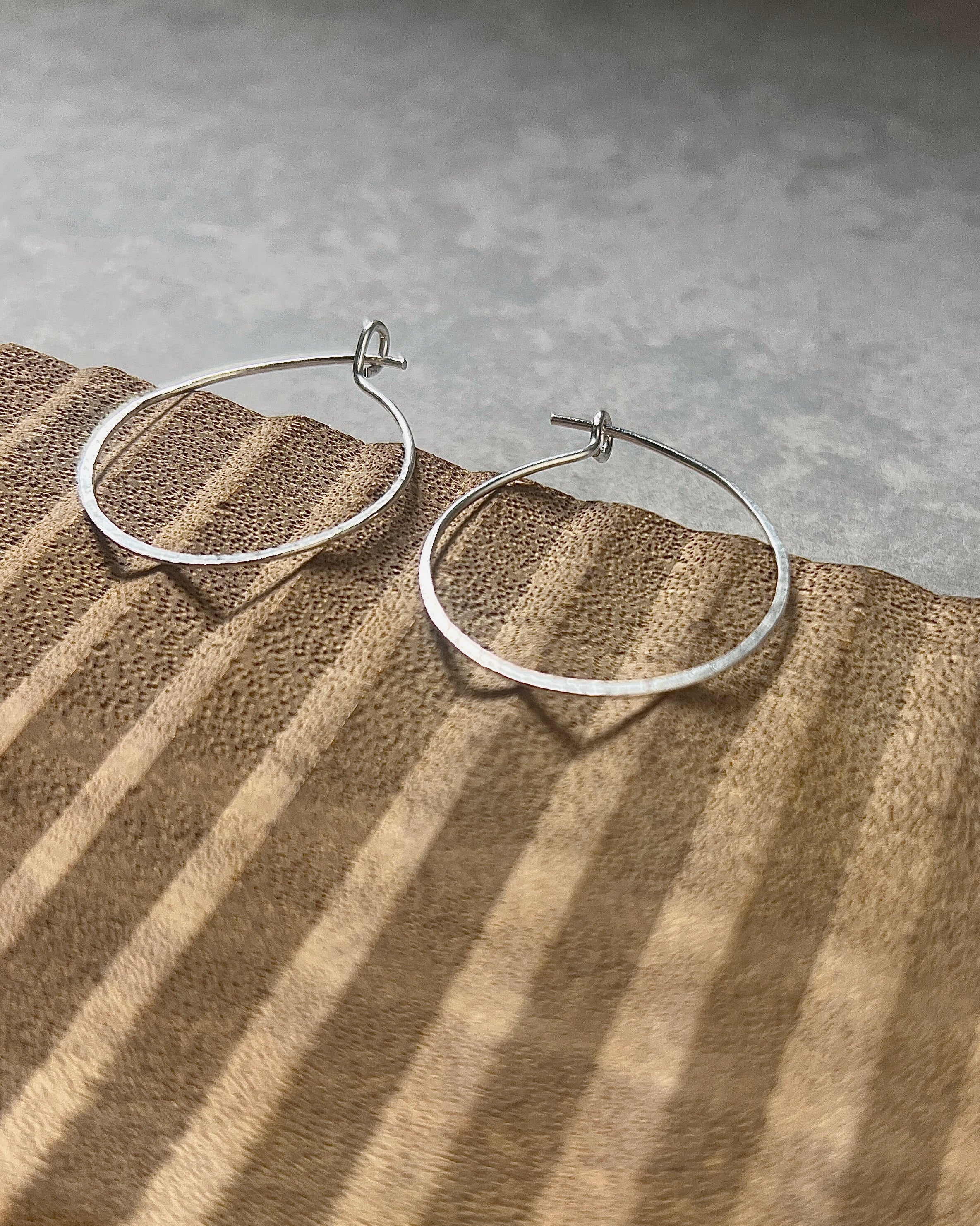 stacey vickery : hammered silver hoops