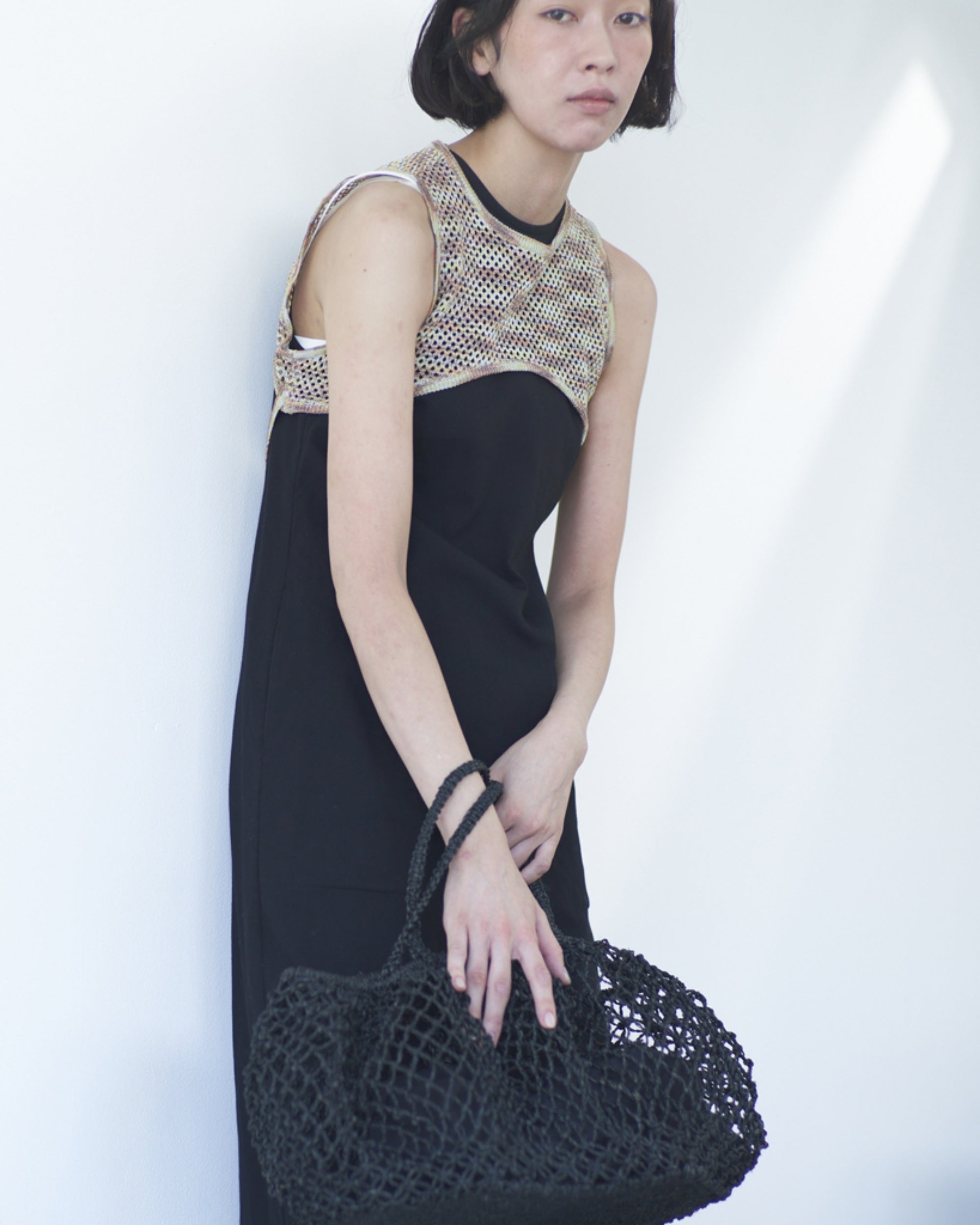 aclp : abaca boston bag in carbon