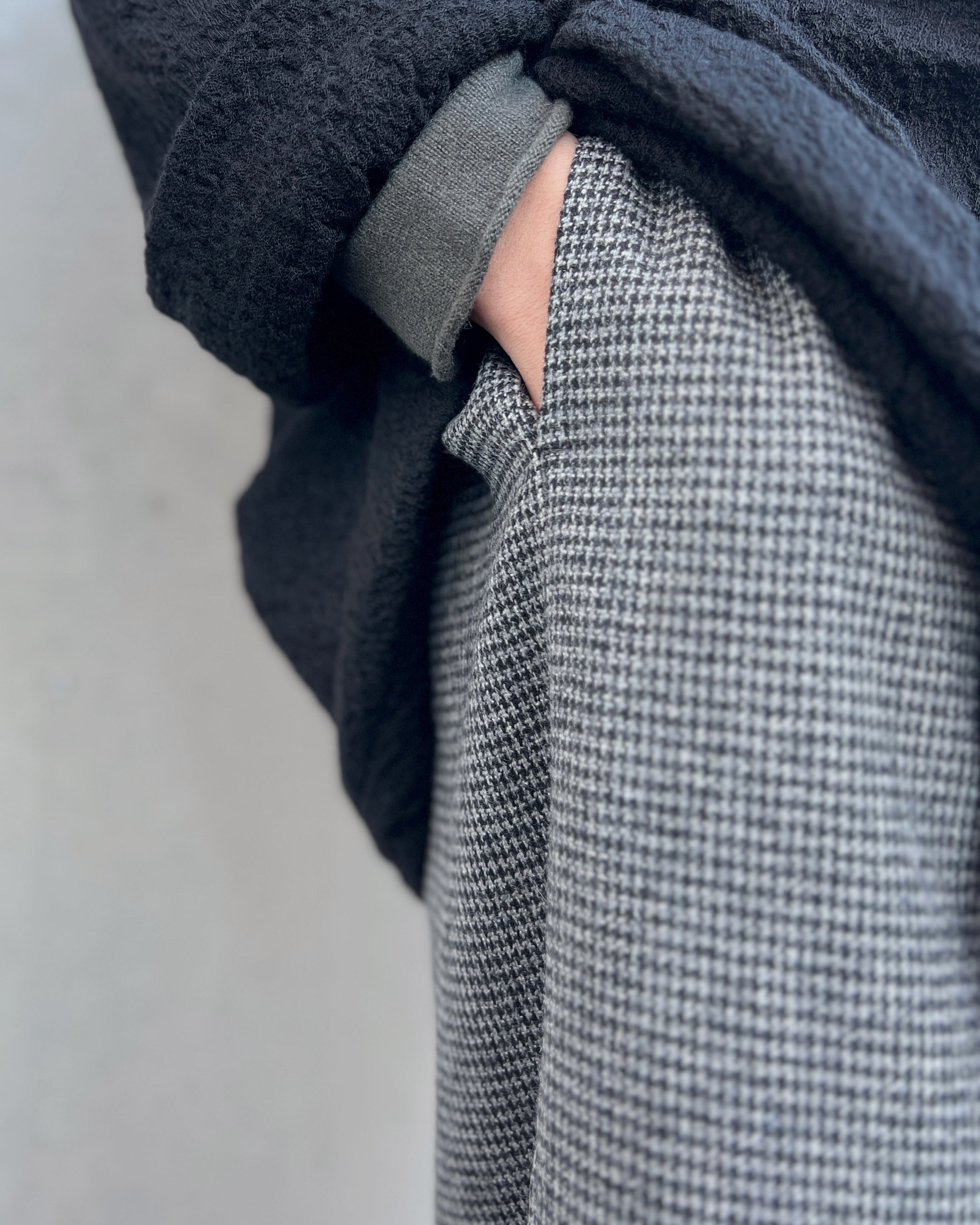 LJ struthers : houndstooth wool pants