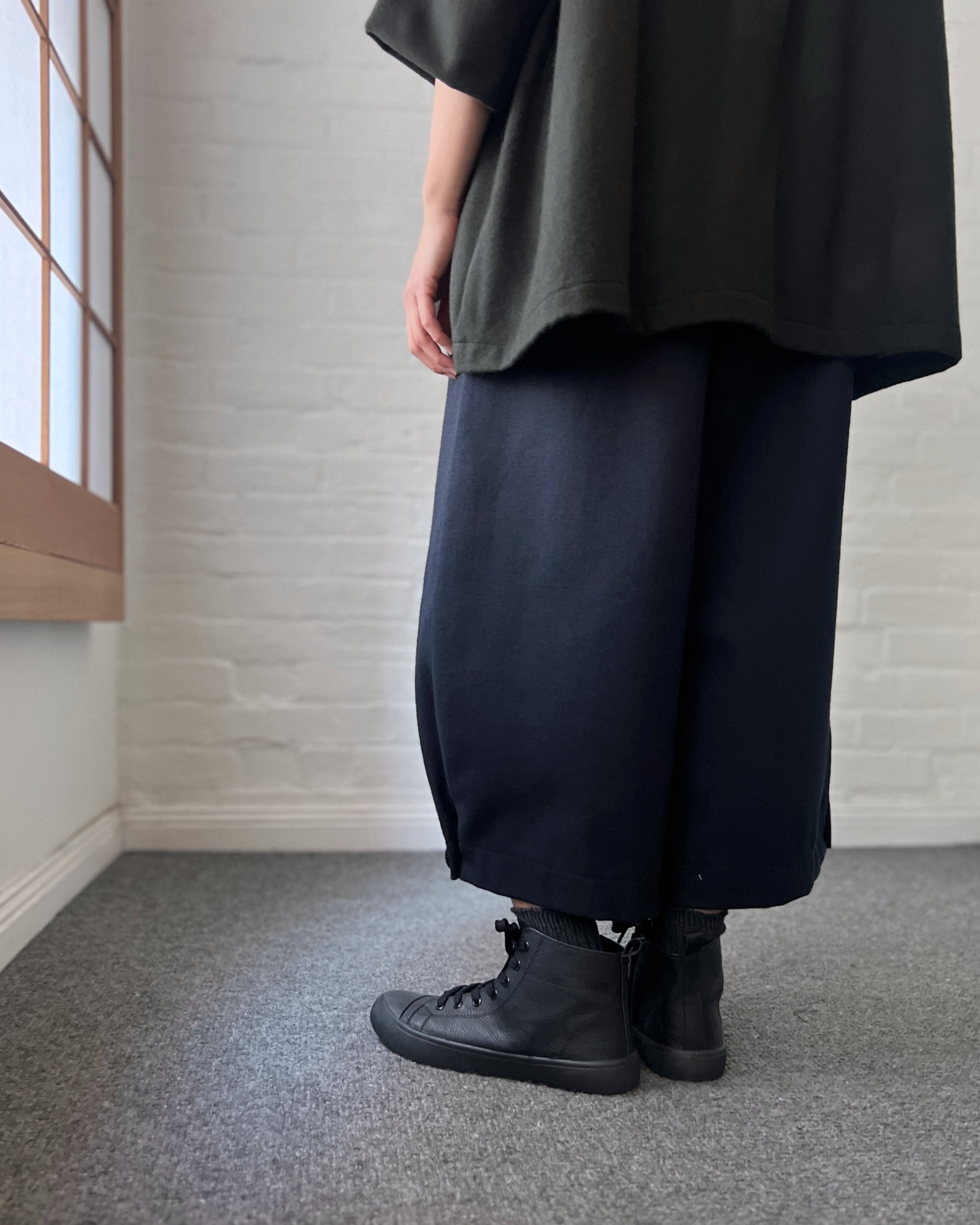 LJ struthers : wool pants