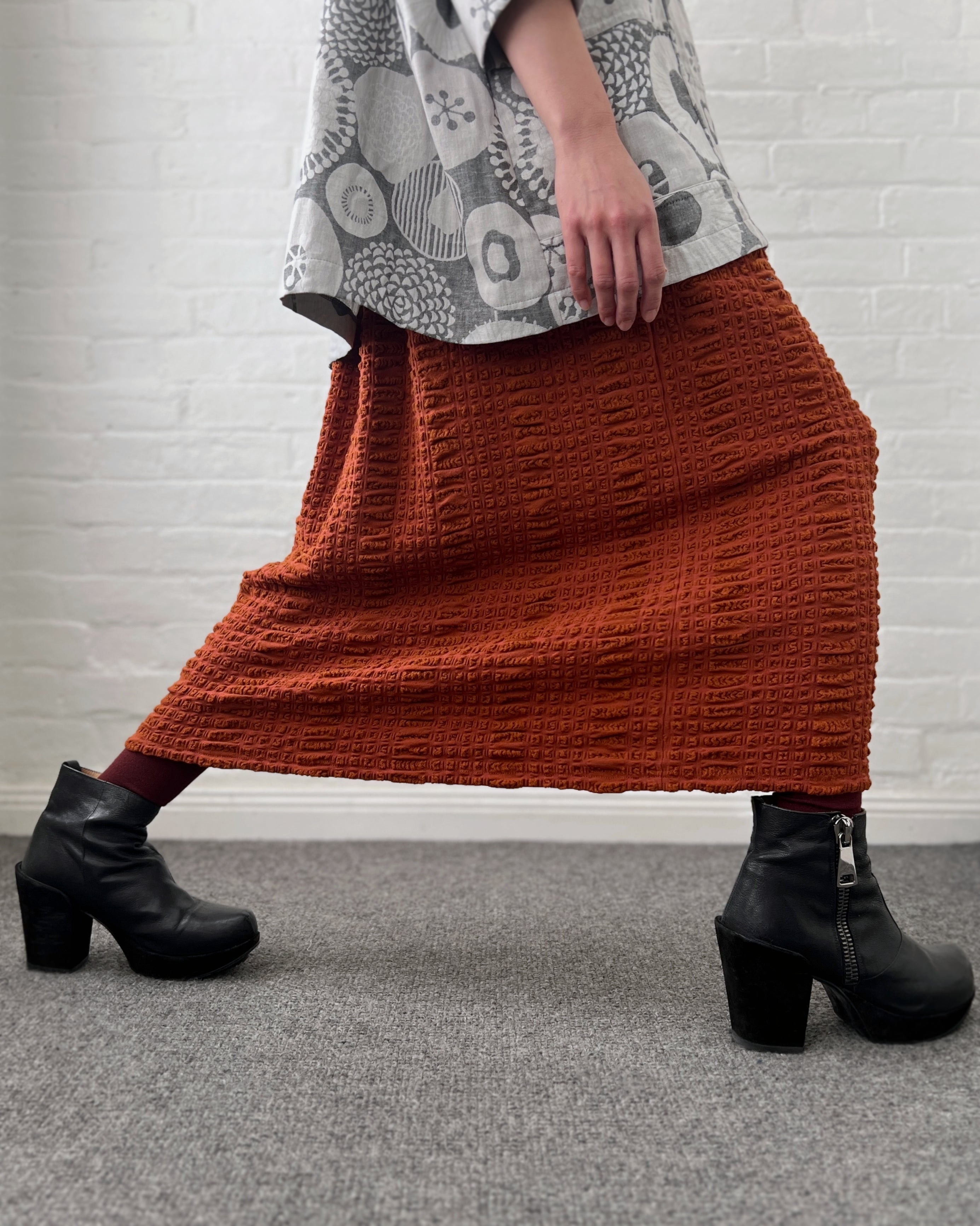LJ struthers : nuno wool skirt