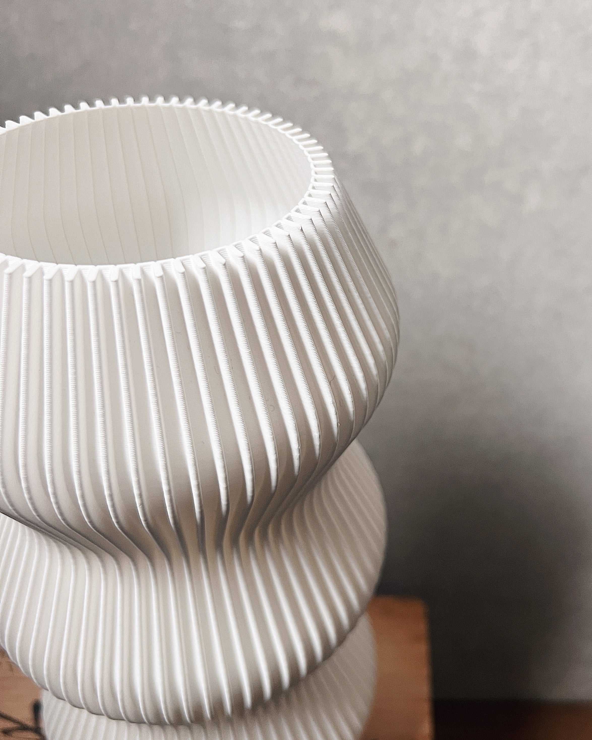 elementa : totem table lamp