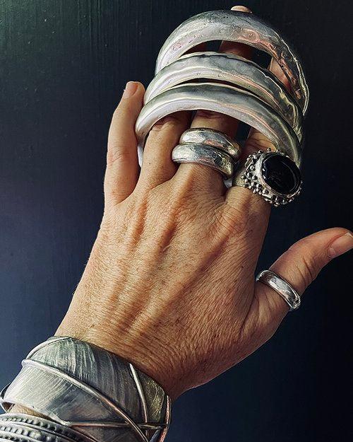Ewa : stacking ring