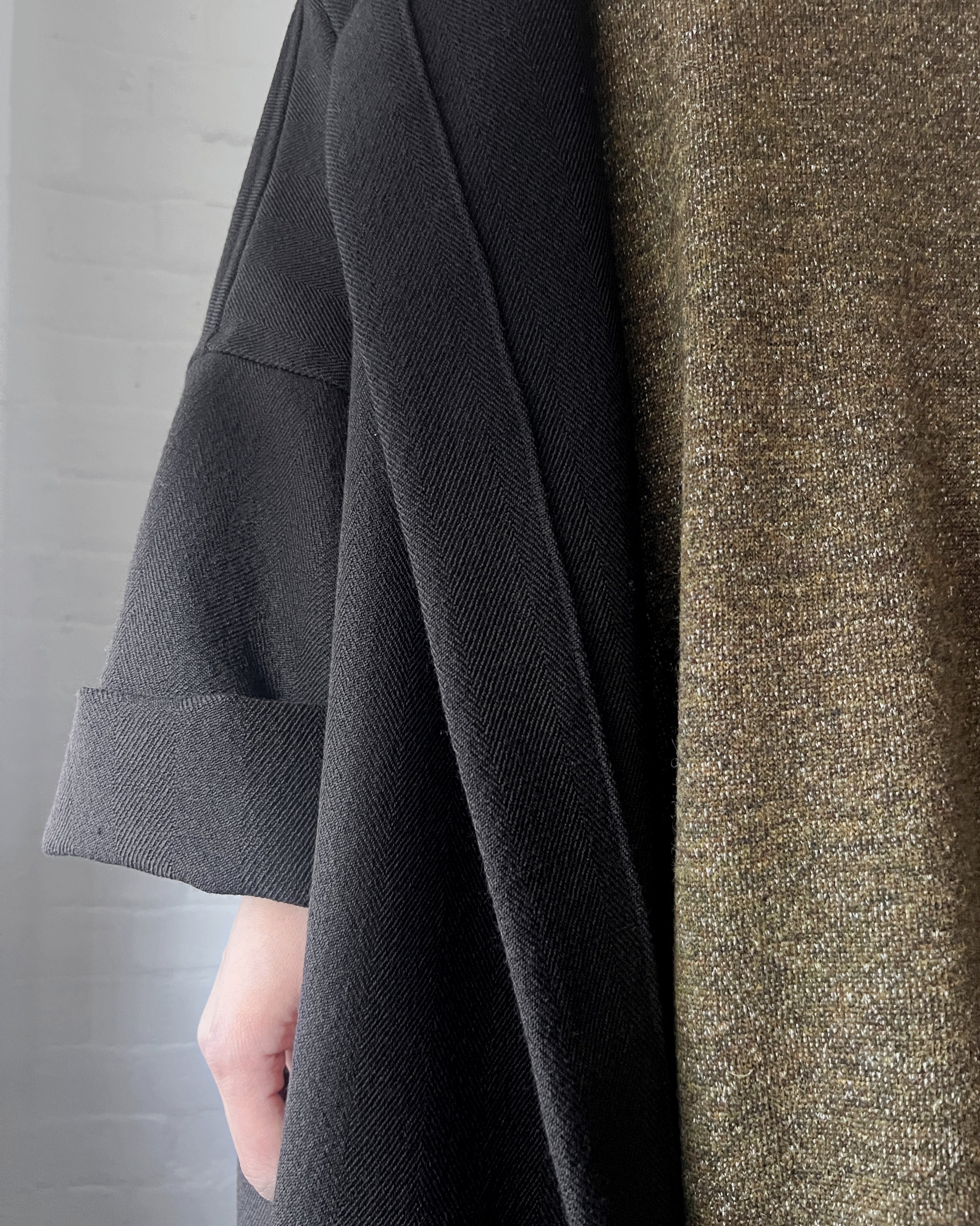 LJ struthers : textured wool gallery coat