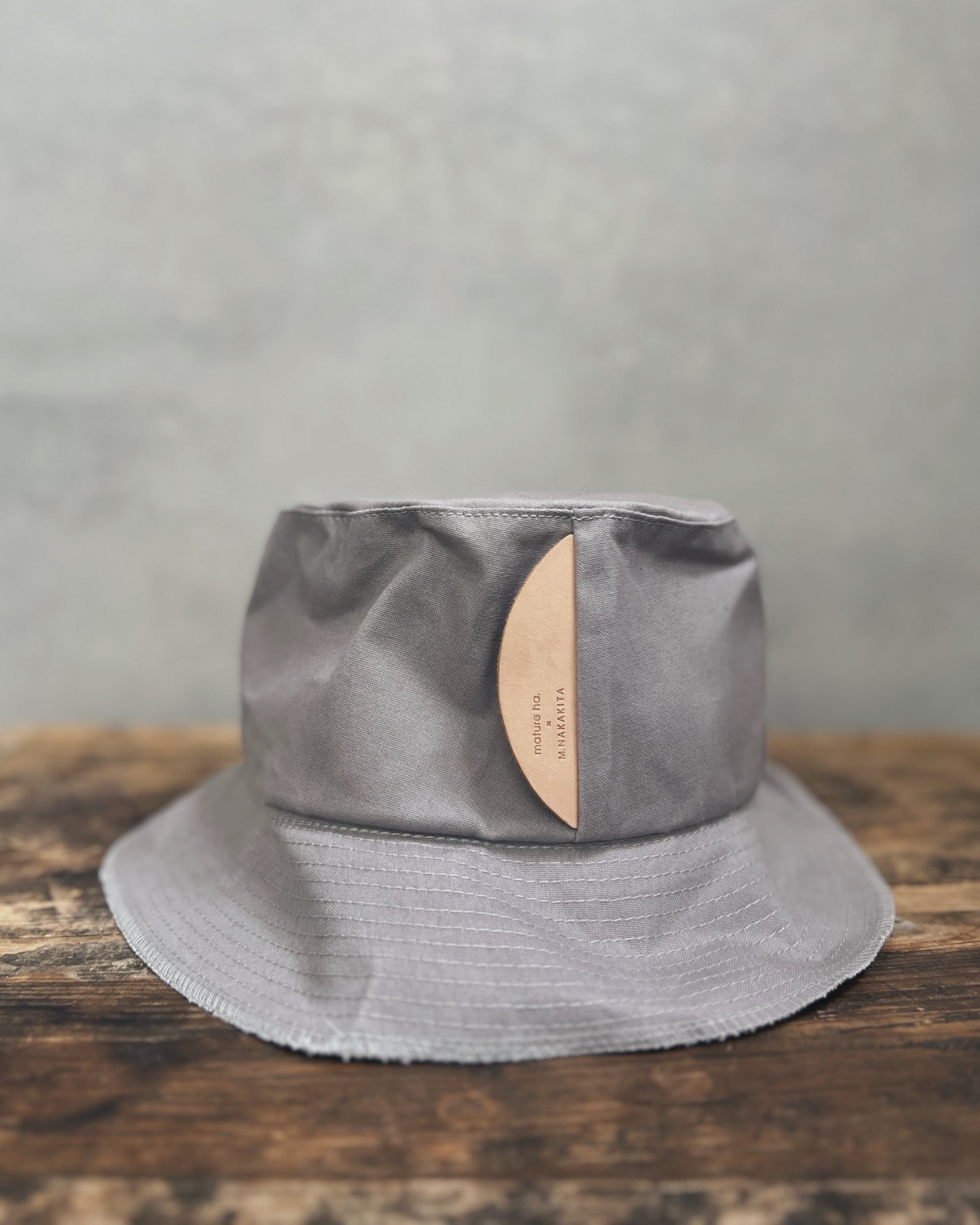 mature ha : paraffin hat in dove