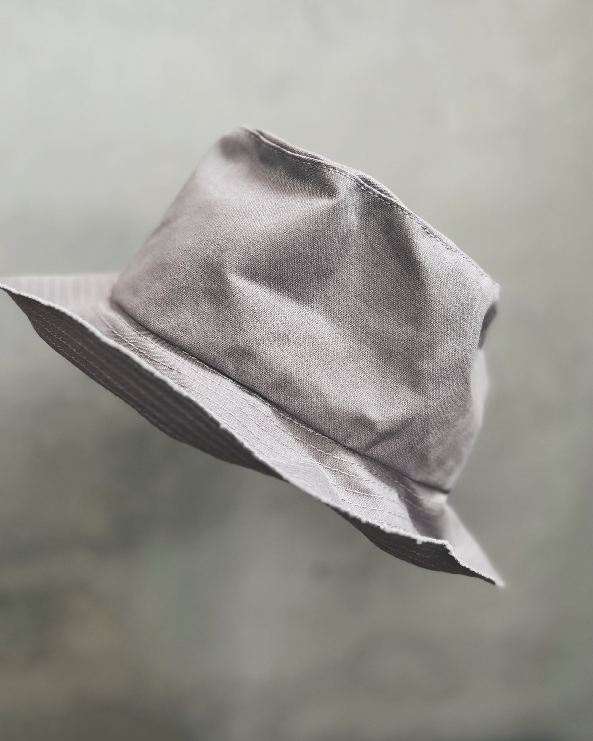 mature ha : paraffin hat in dove