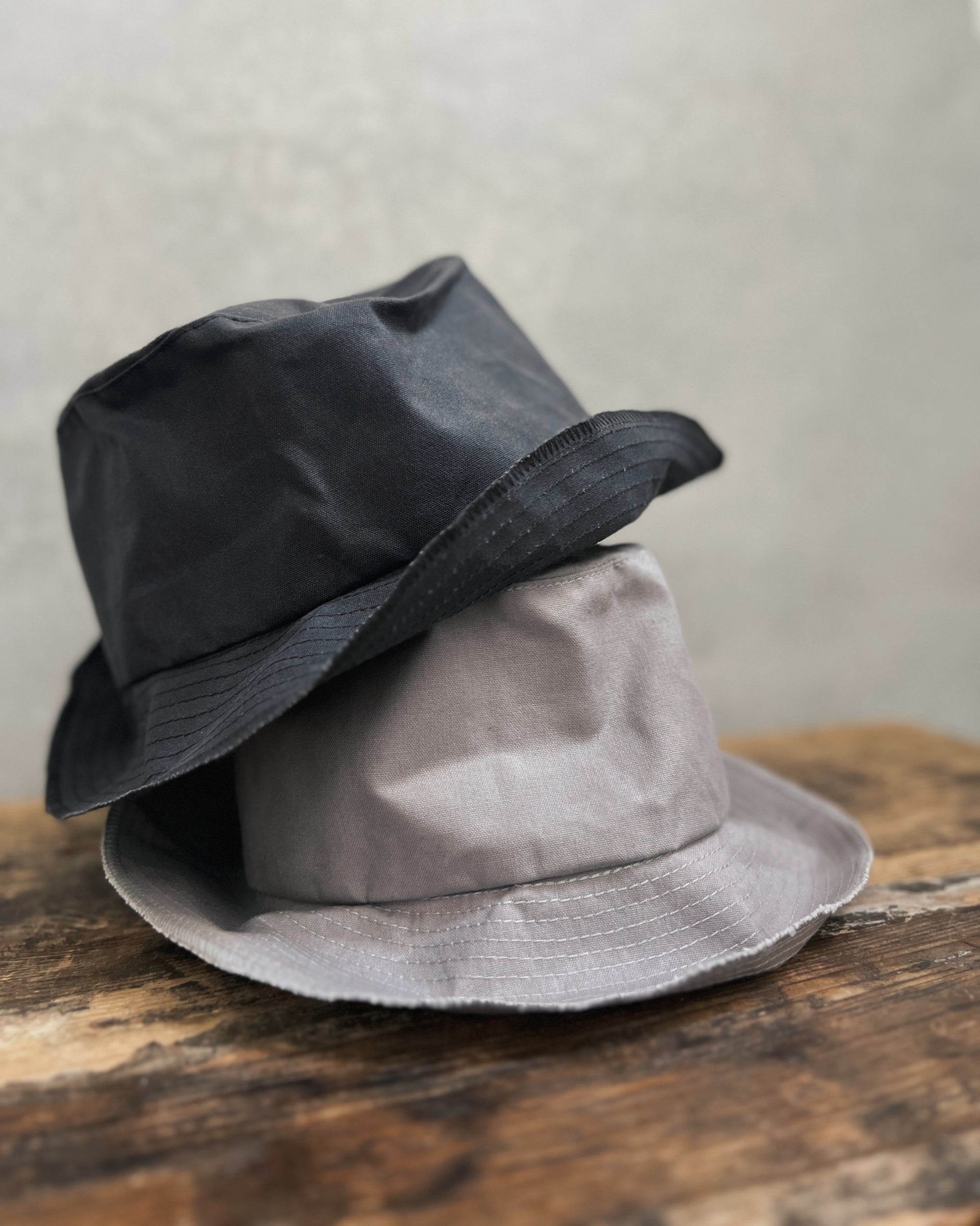 mature ha : paraffin hat in charcoal