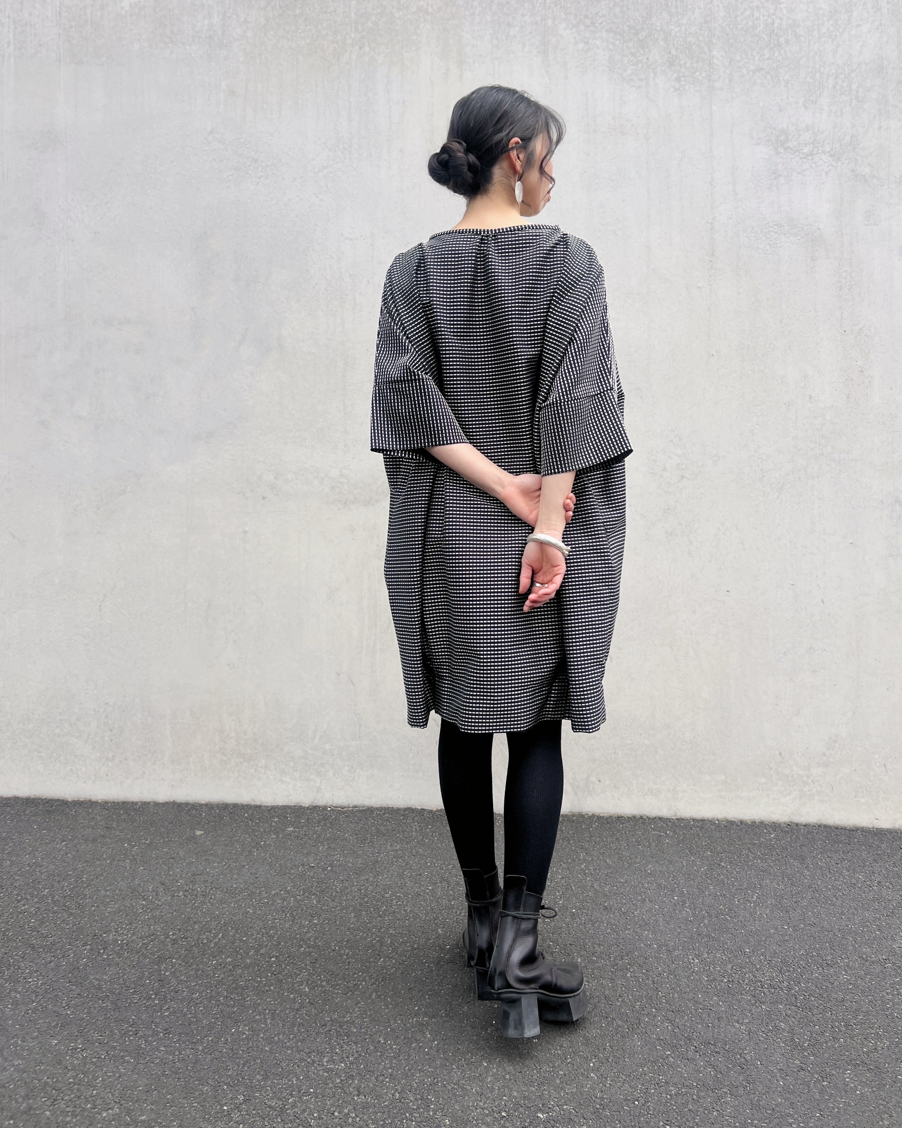 LJ struthers : cotton quadro dress
