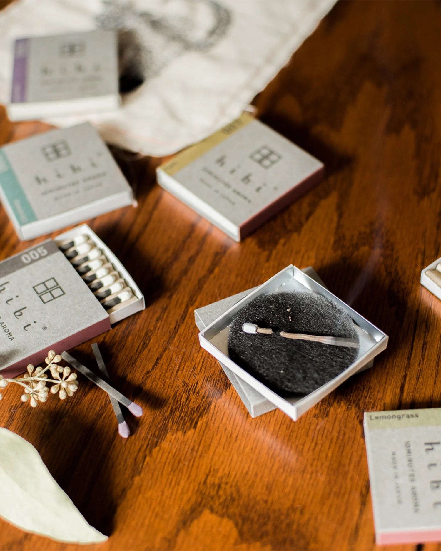 hibi 10 minute incense : modern scents