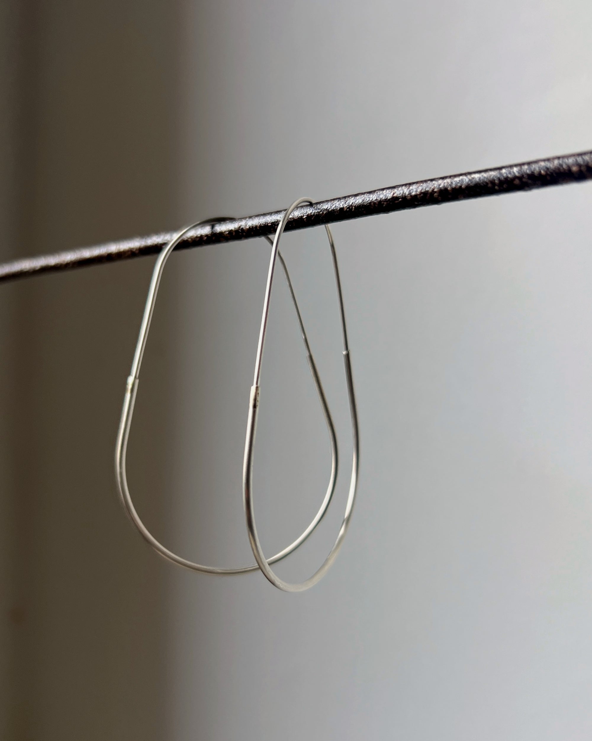 stacey vickery : silver hoop earrings
