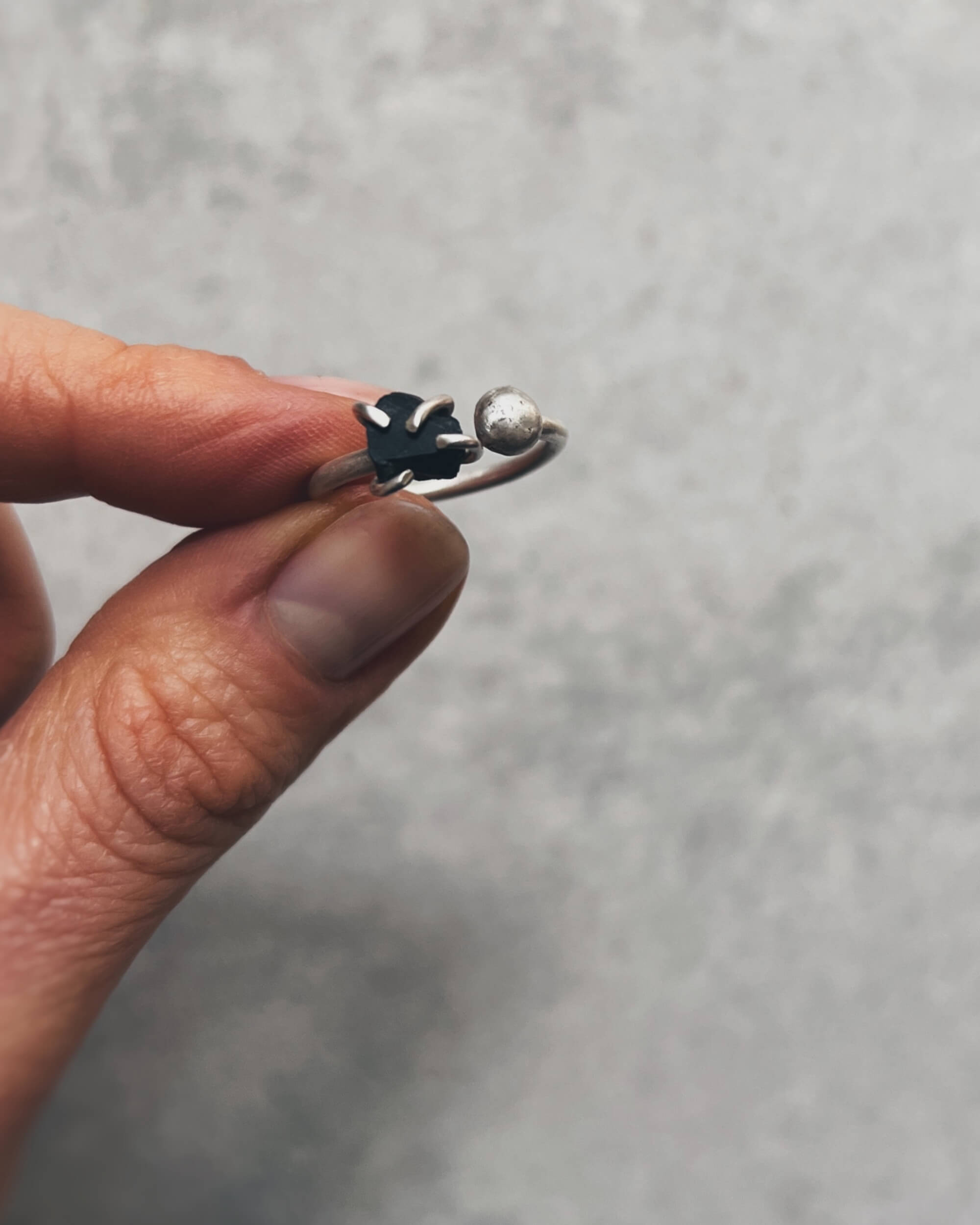 steamylab : silver & onyx dual ring