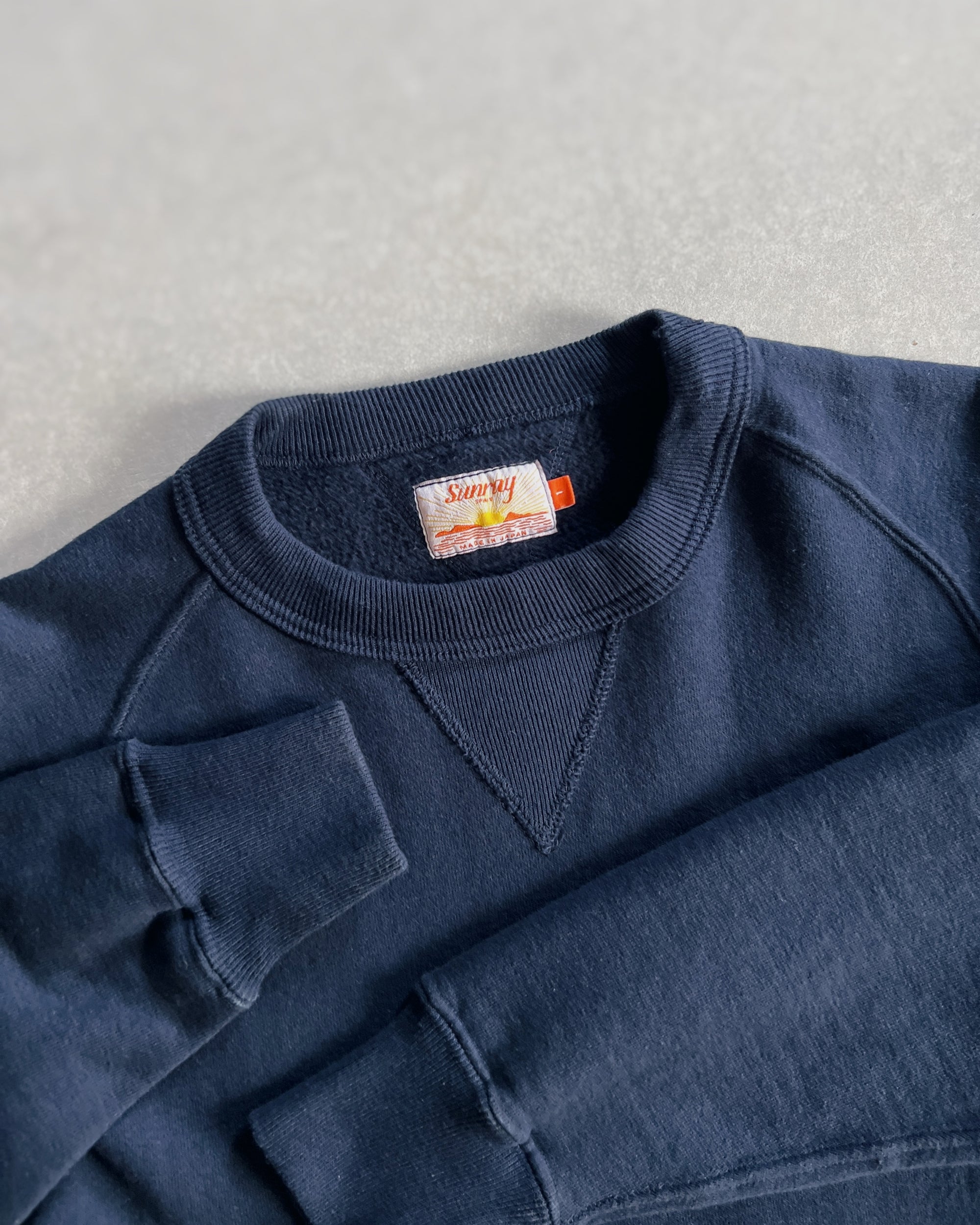 Sunray Spirit : poli'ahu crew neck sweatshirt