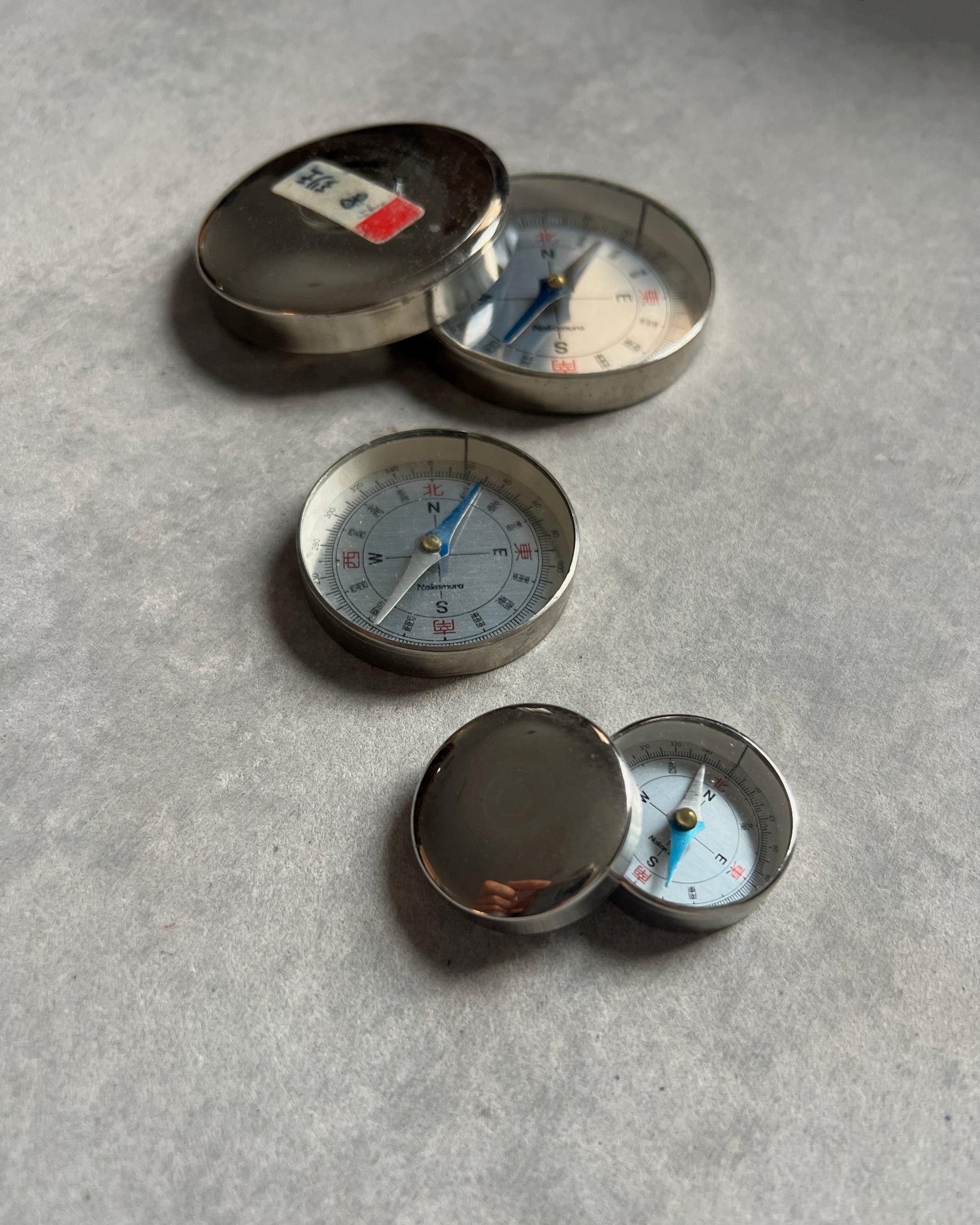vintage lidded compass