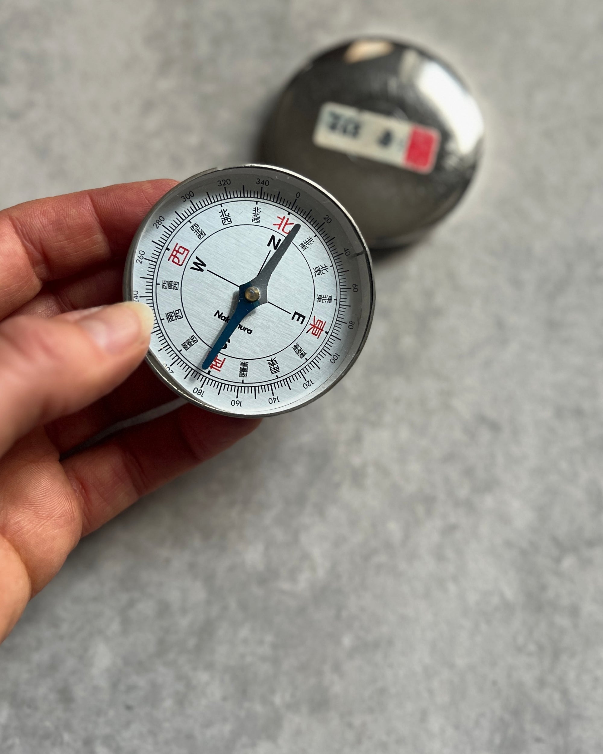 vintage lidded compass