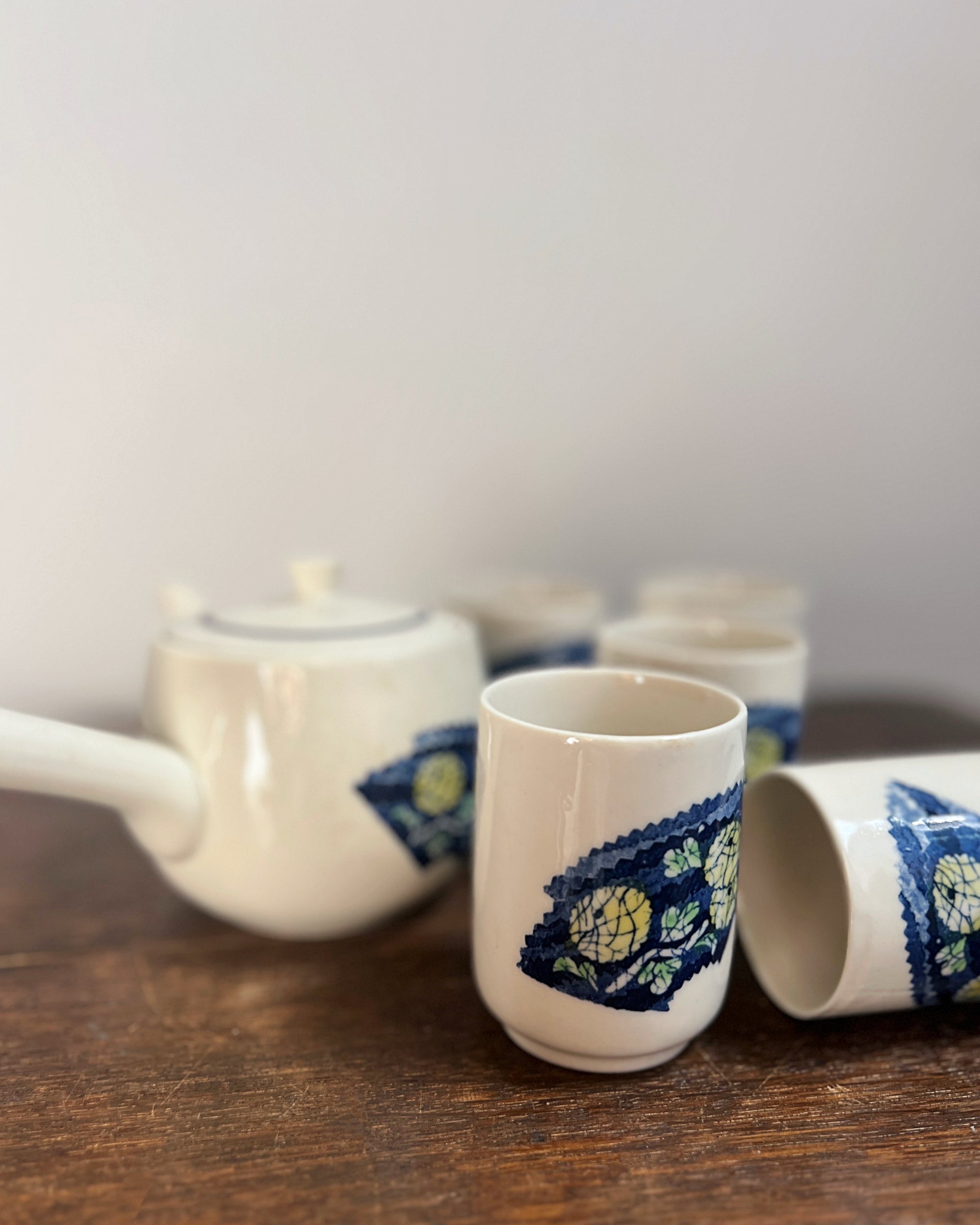 vintage ceramic Japanese tea set