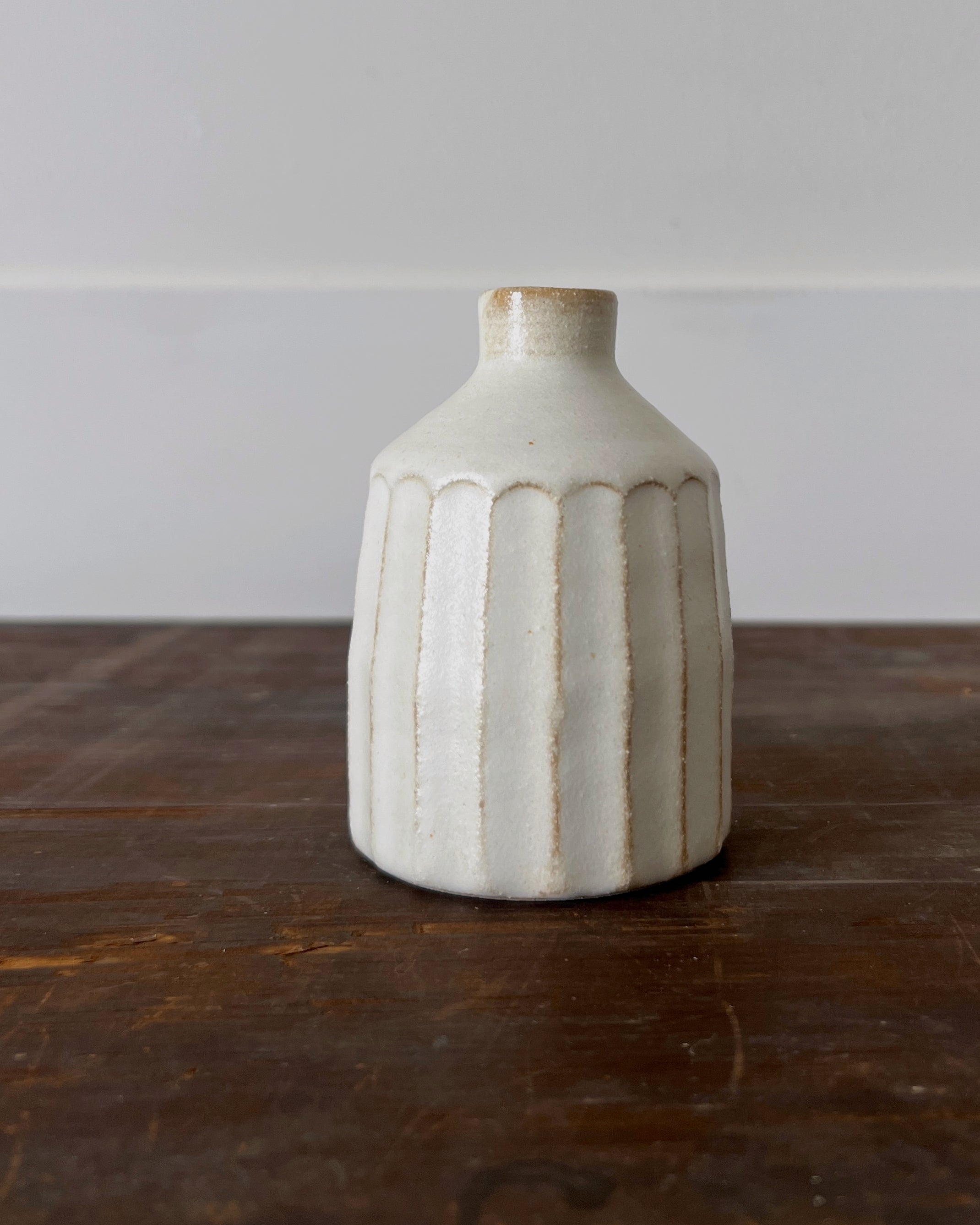 wakasama : ceramic vase