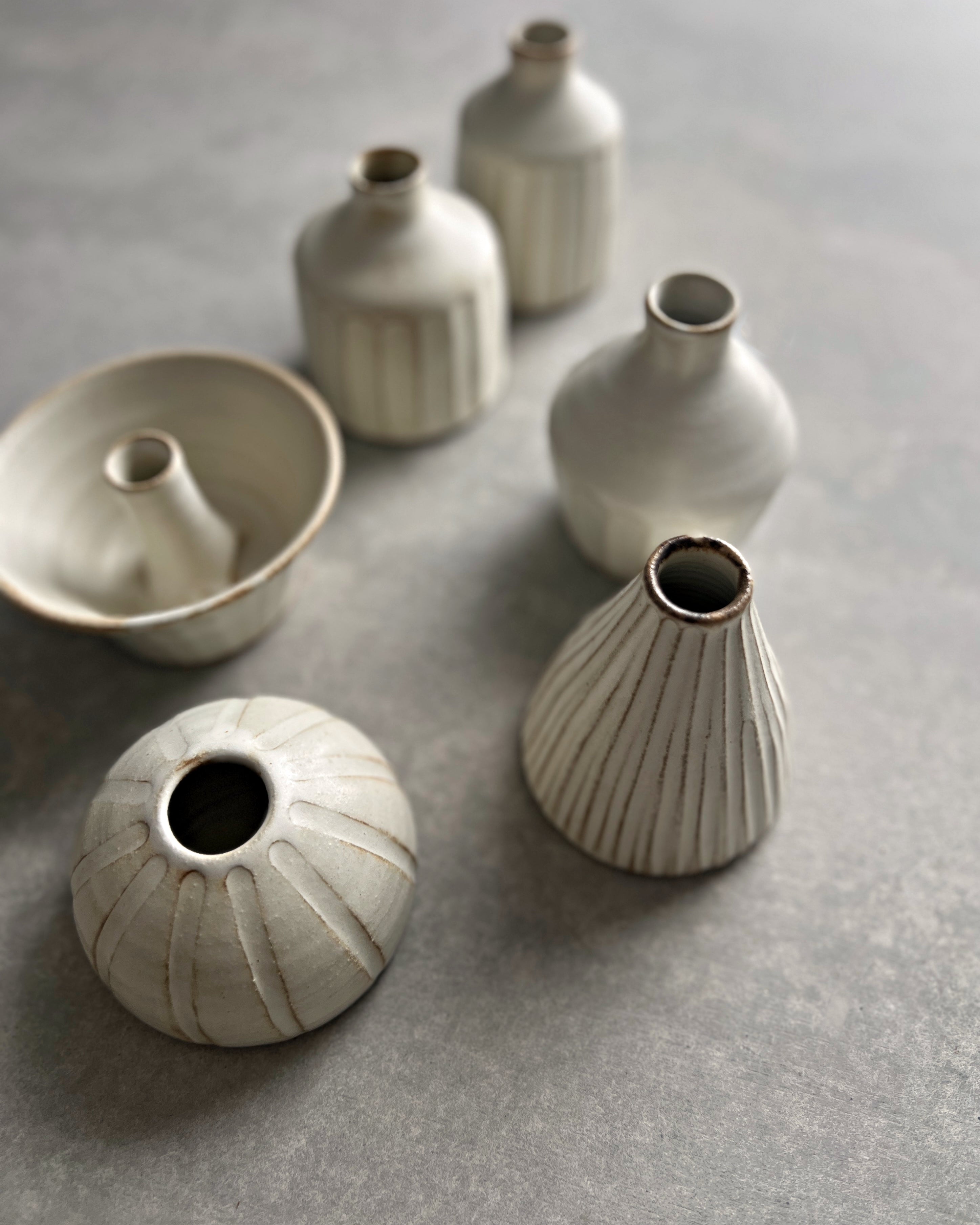 wakasama : ceramic vase