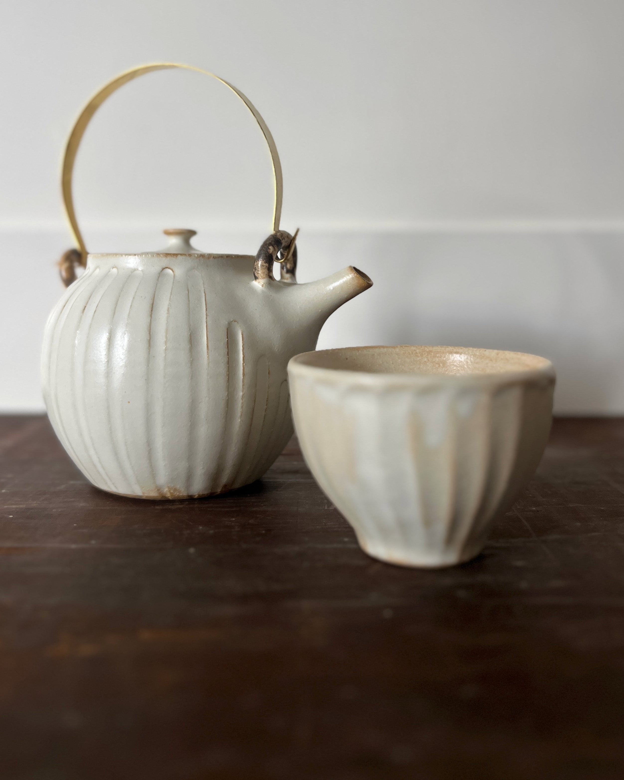 wakasama : ceramic teapot & cup
