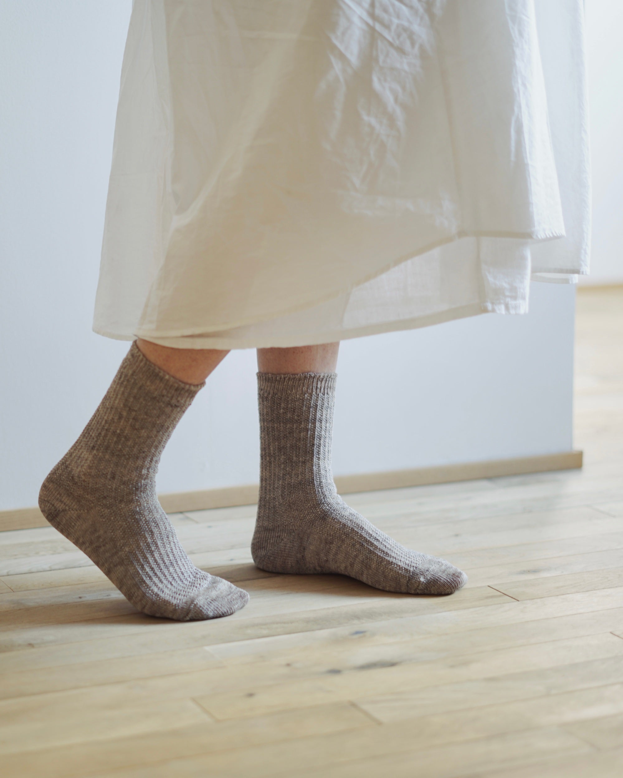 memeri : linen ribbed socks