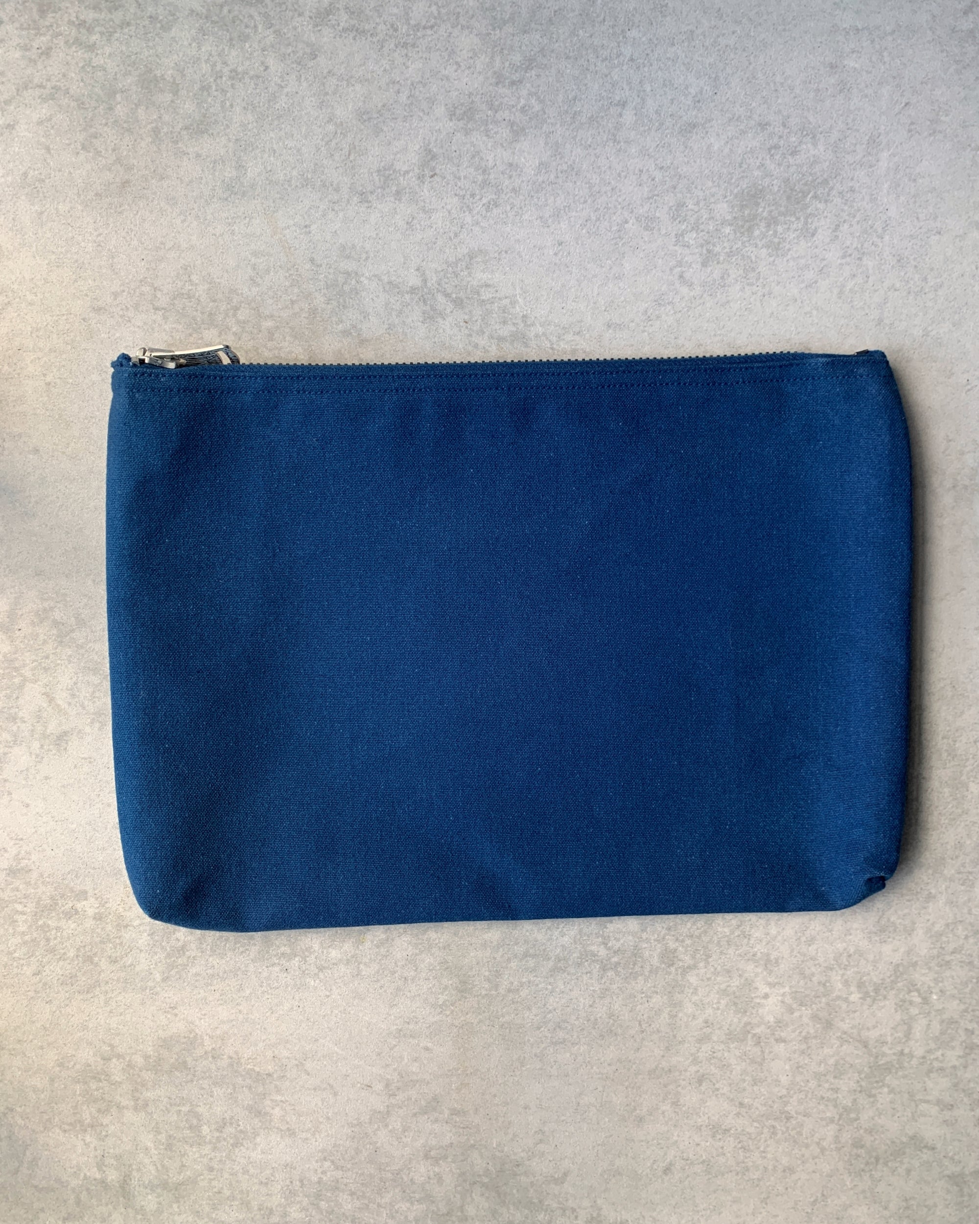 buaisou : indigo canvas pouch