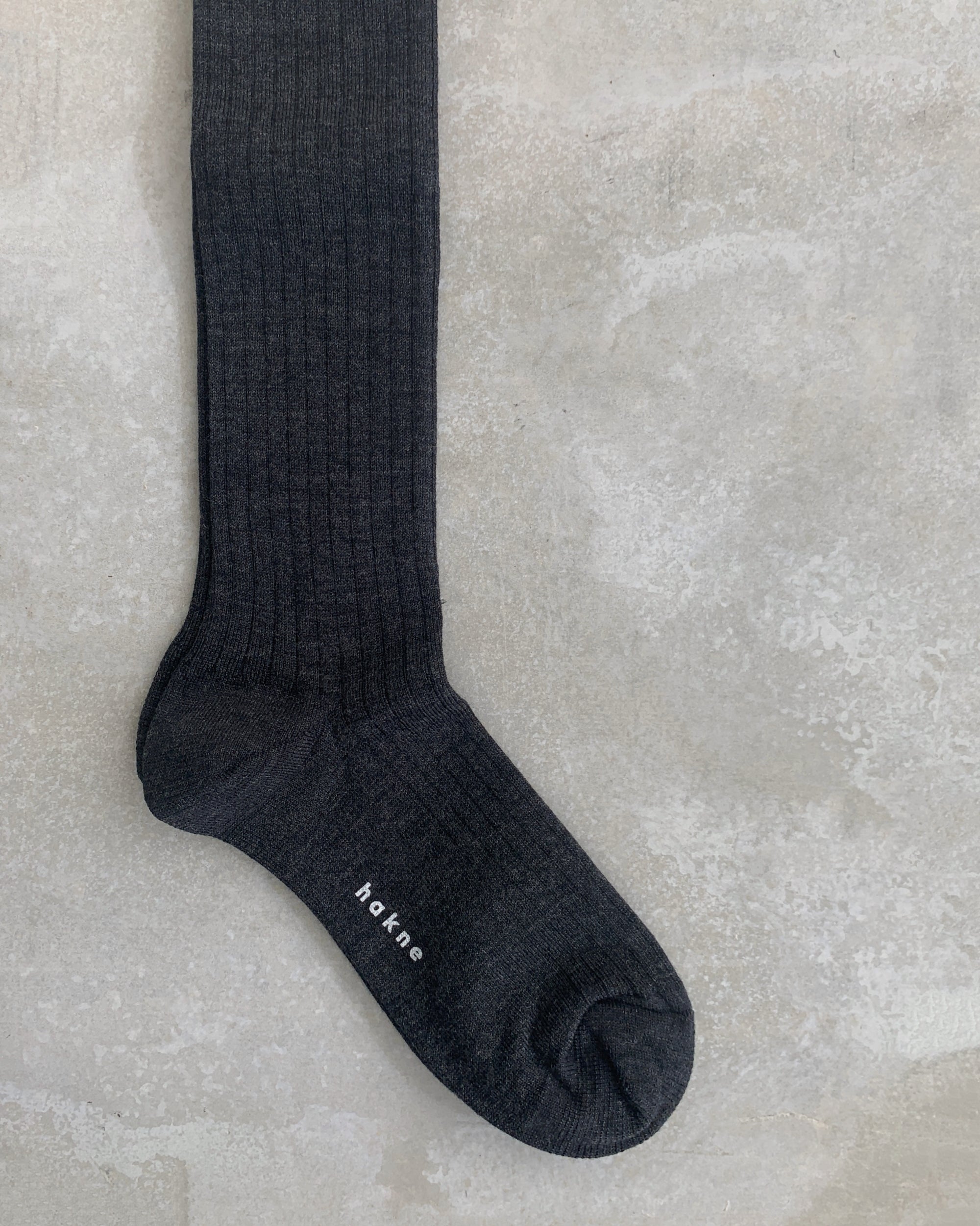hakne : merino wool ribbed high socks