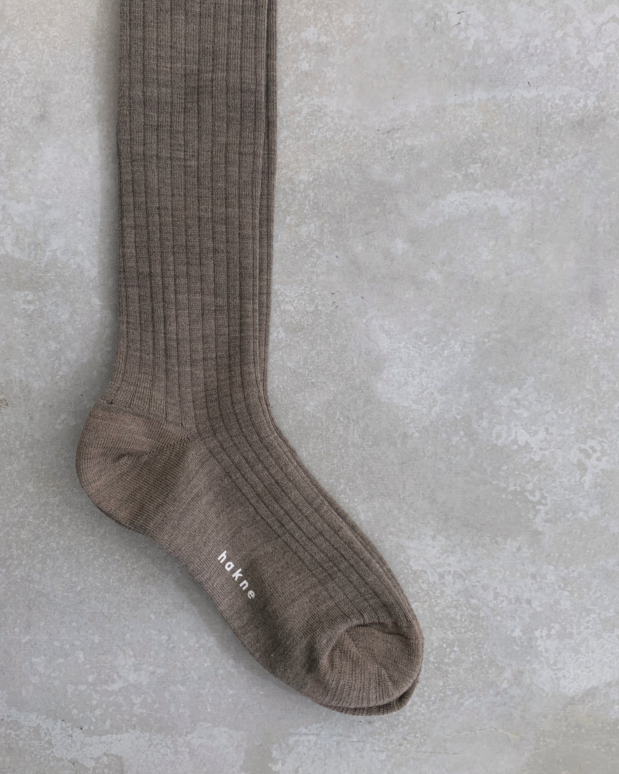hakne : merino wool ribbed high socks