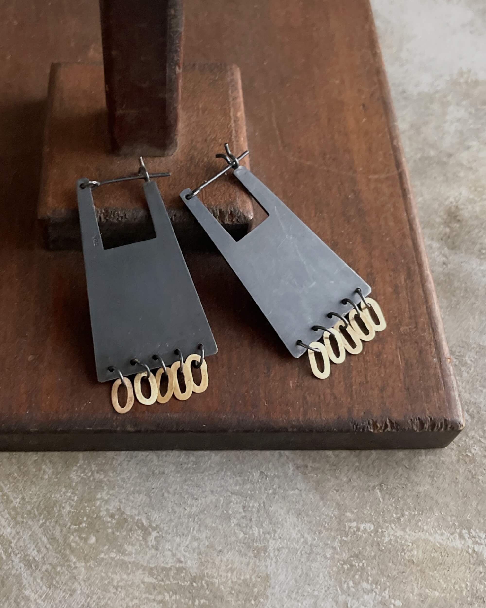 kaoru rogers : shikaku pyramid earrings