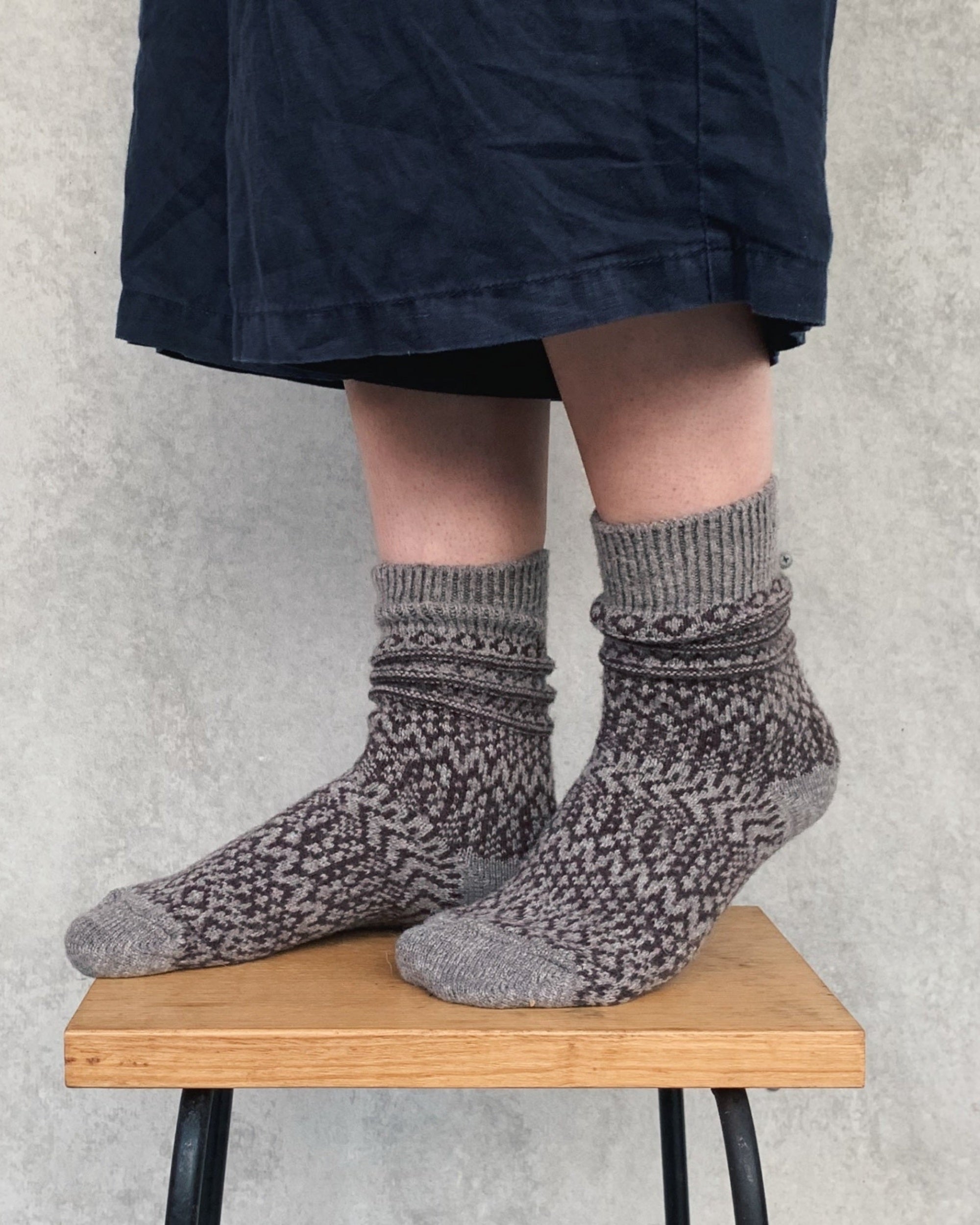 nishiguchi kutsushita : oslo wool jacquard socks
