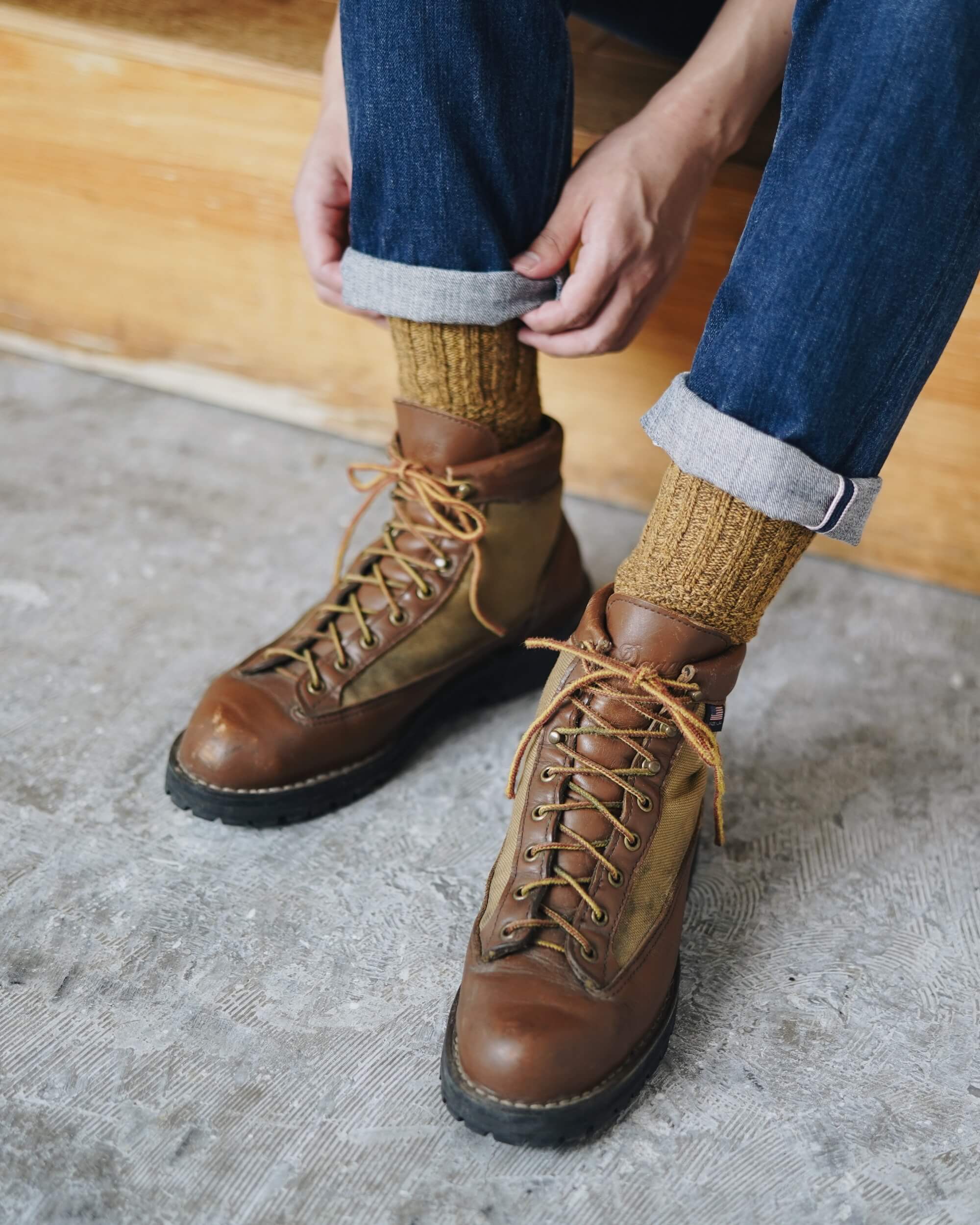 nishiguchi kutsushita : wool cotton boot socks