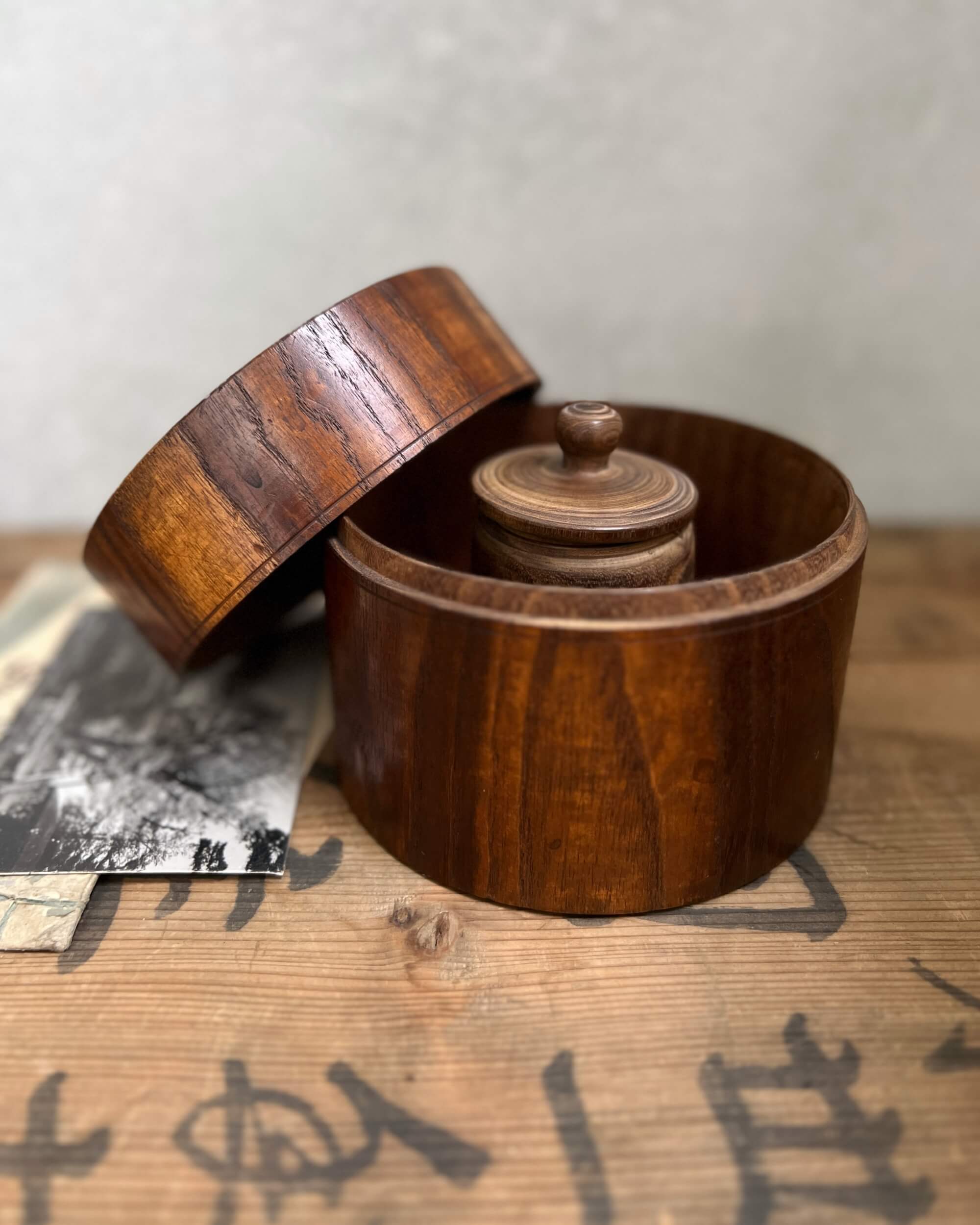 vintage japanese wooden container