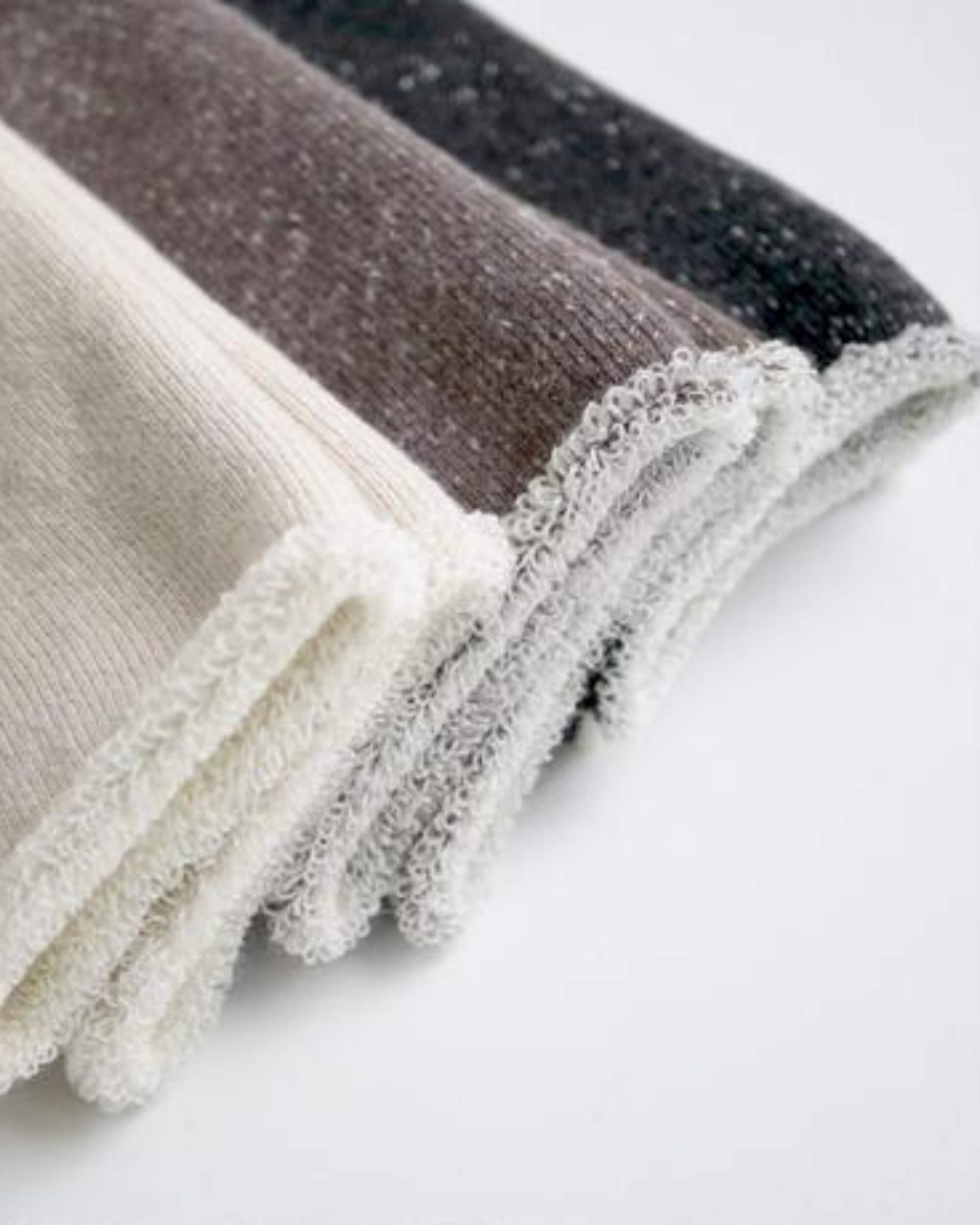 hakne : cotton-wool pile socks