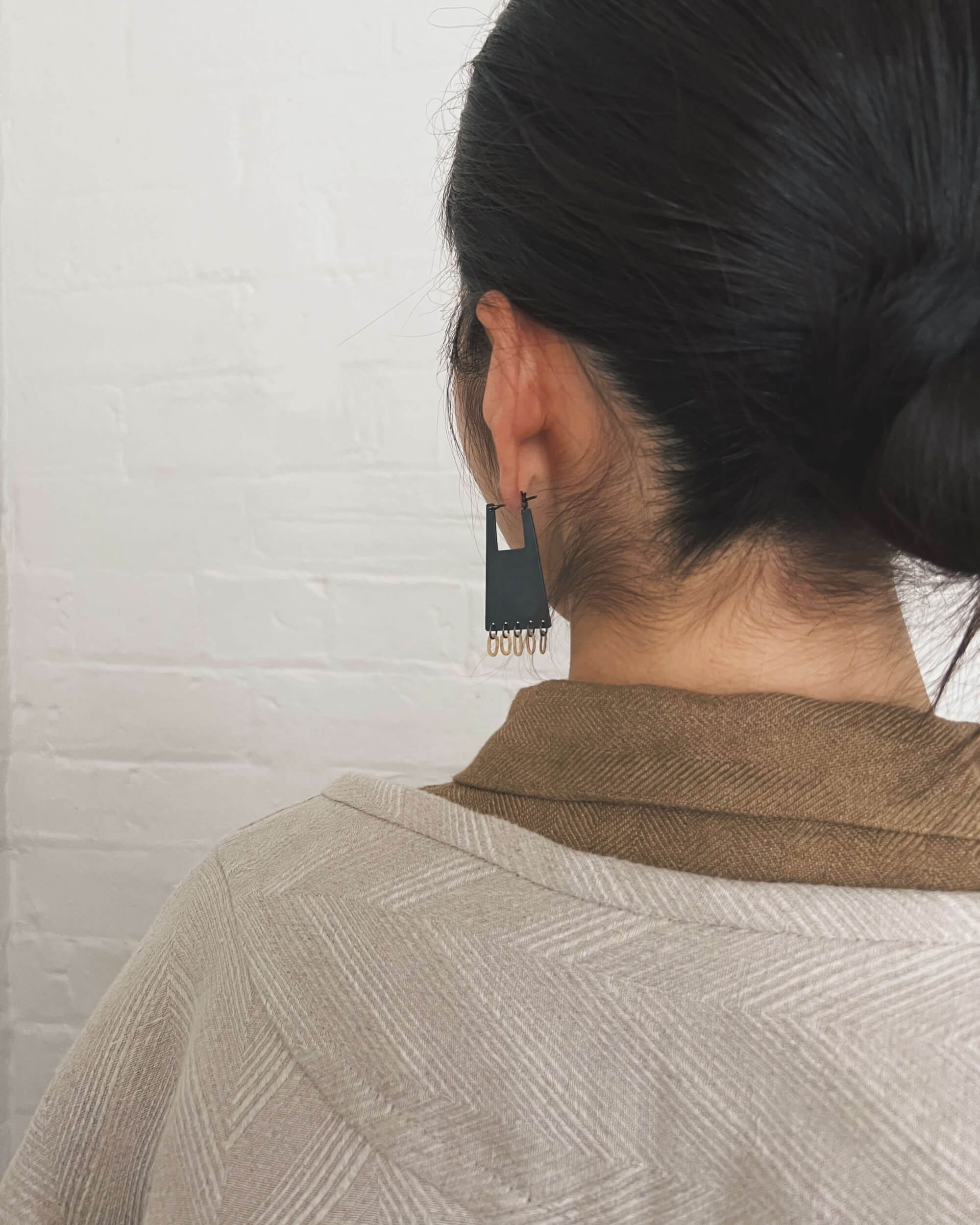 kaoru rogers : shikaku pyramid earrings