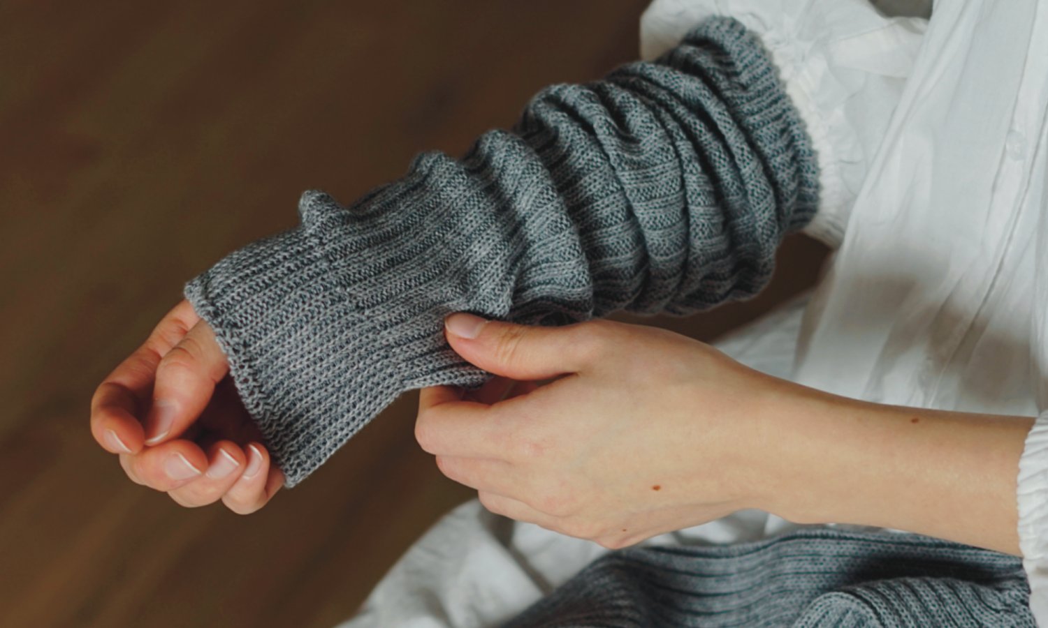 gloves + arm warmers | the maker hobart