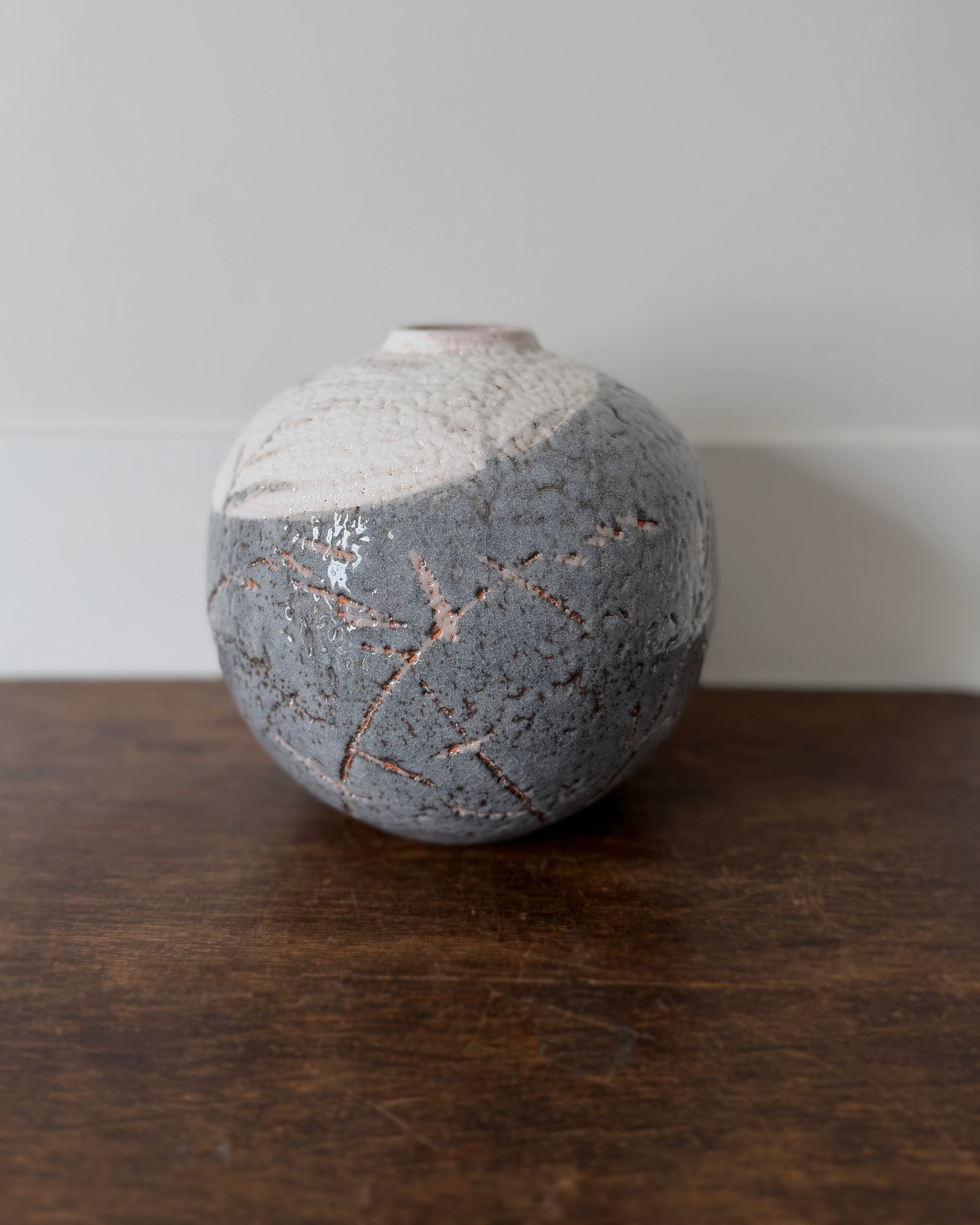 mino ware : boxed ceramic vase
