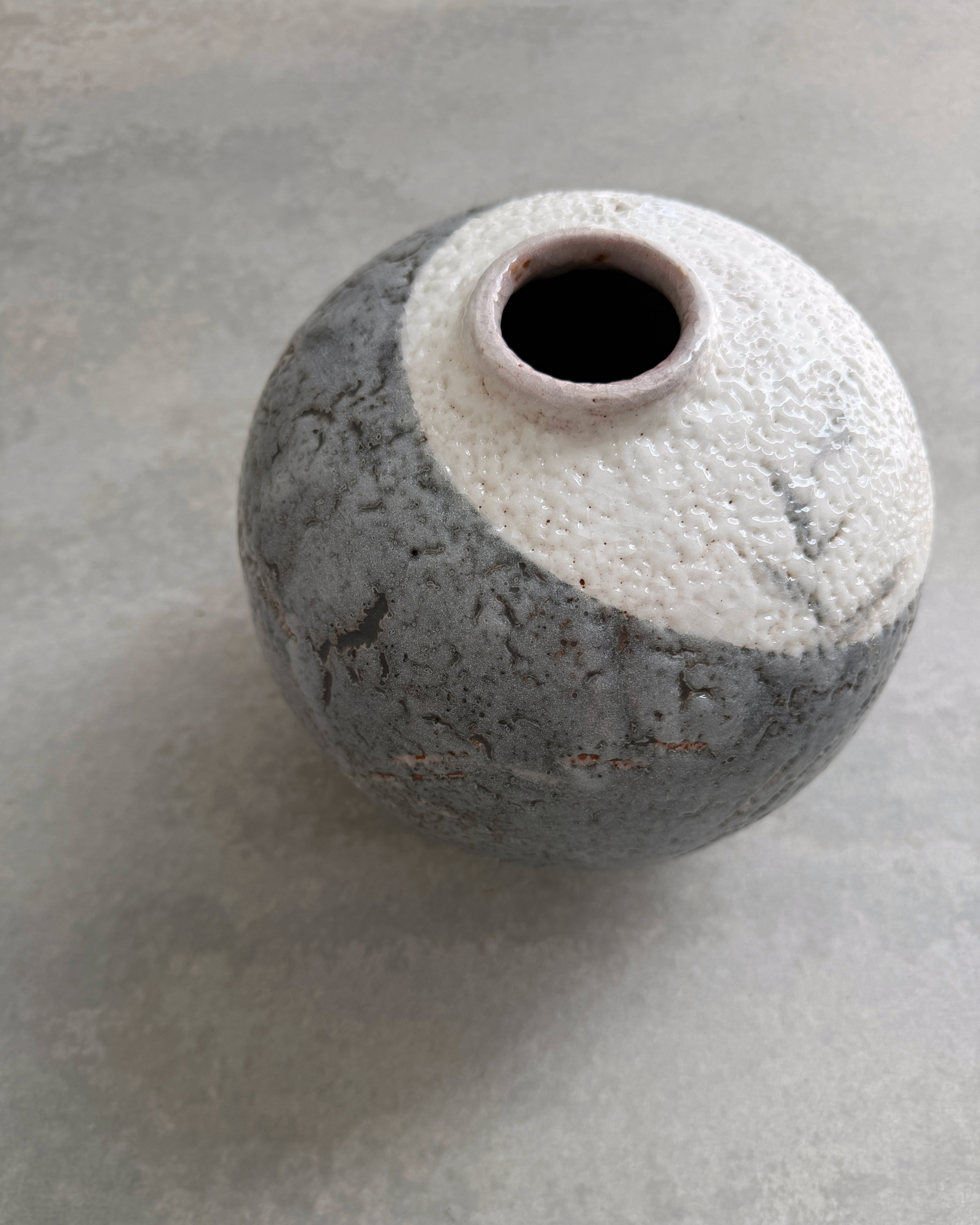 mino ware : boxed ceramic vase