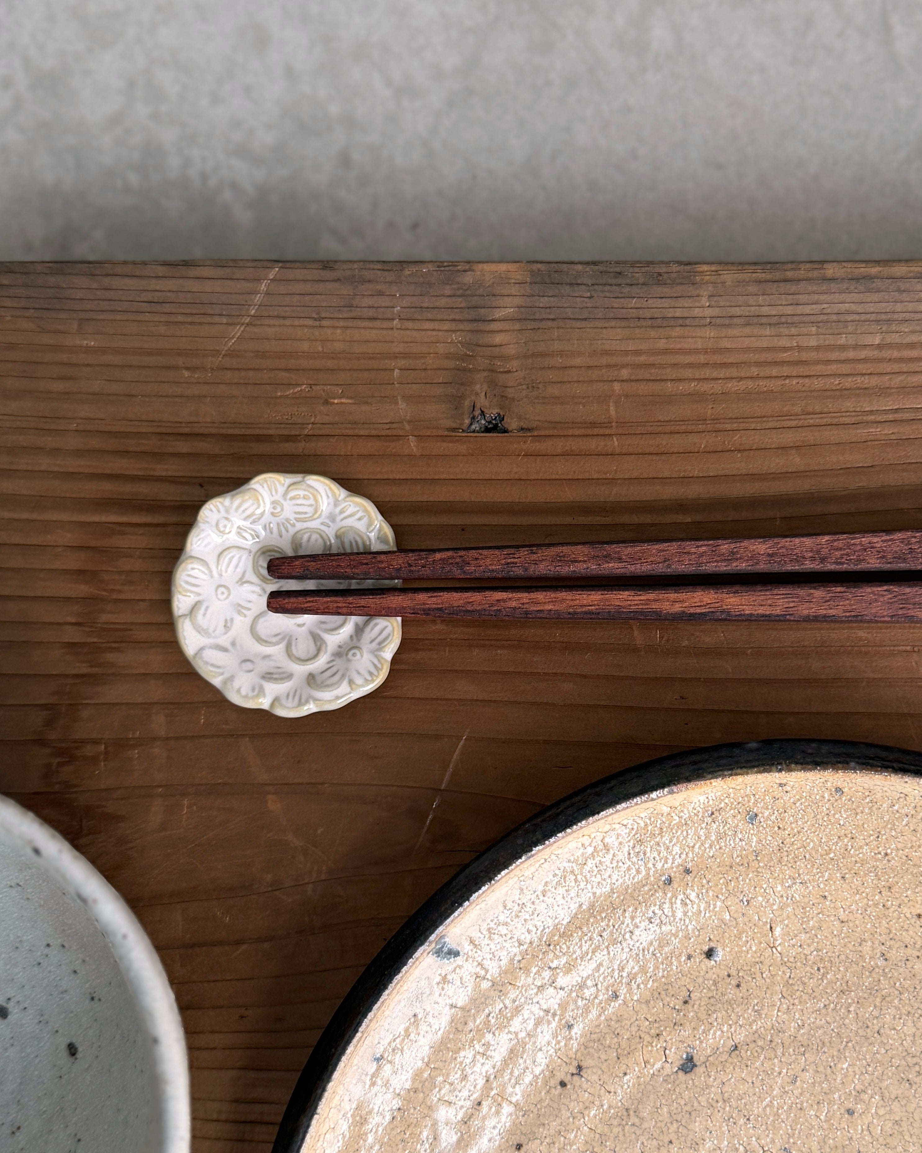 ceramic chopstick rests