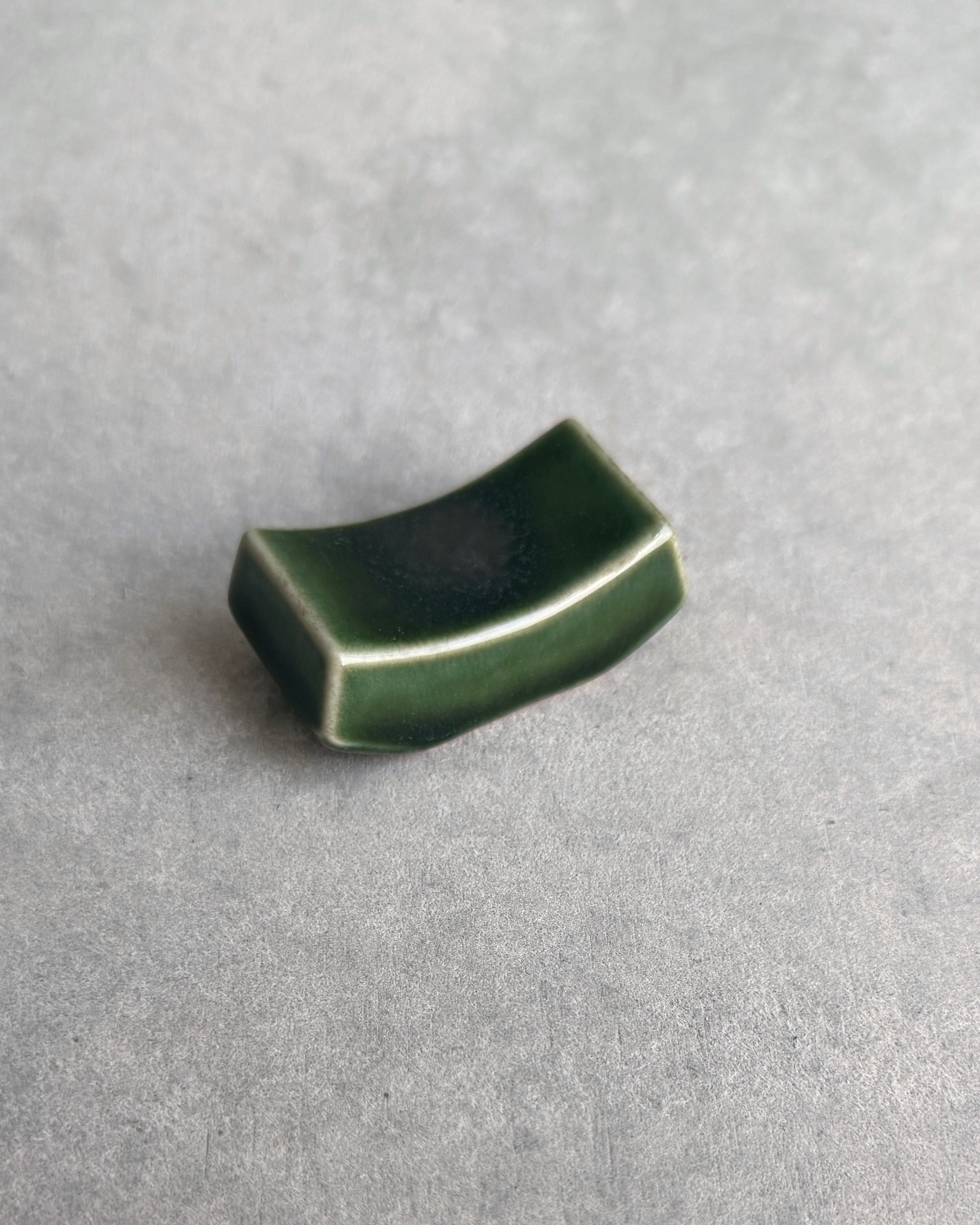 ceramic chopstick rests